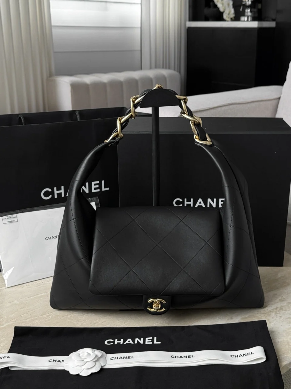 Chan 25K hobo handbag