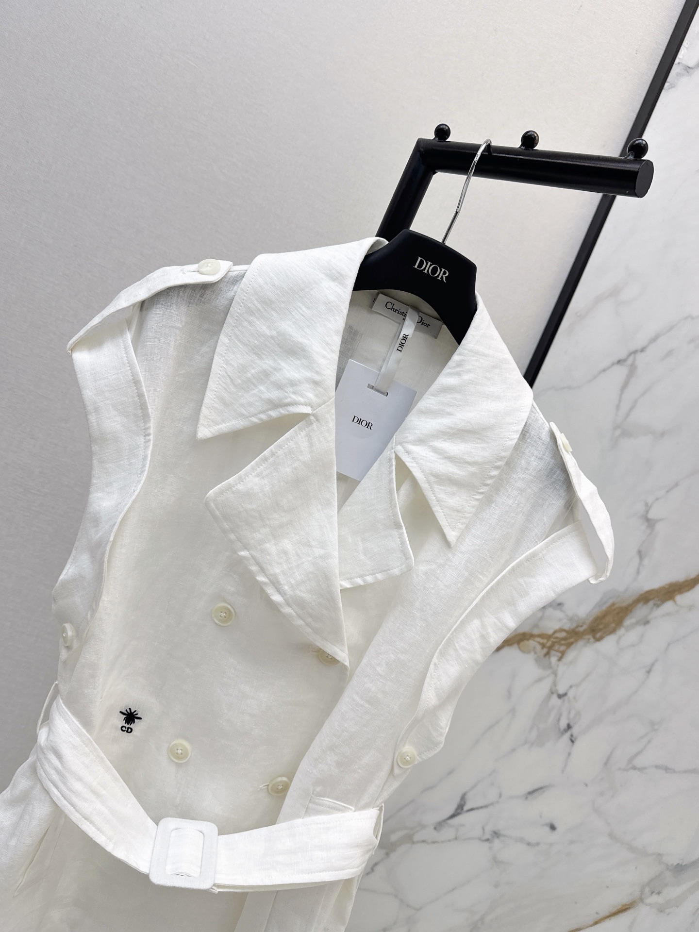 CD 26ss sleeveless belted shirt