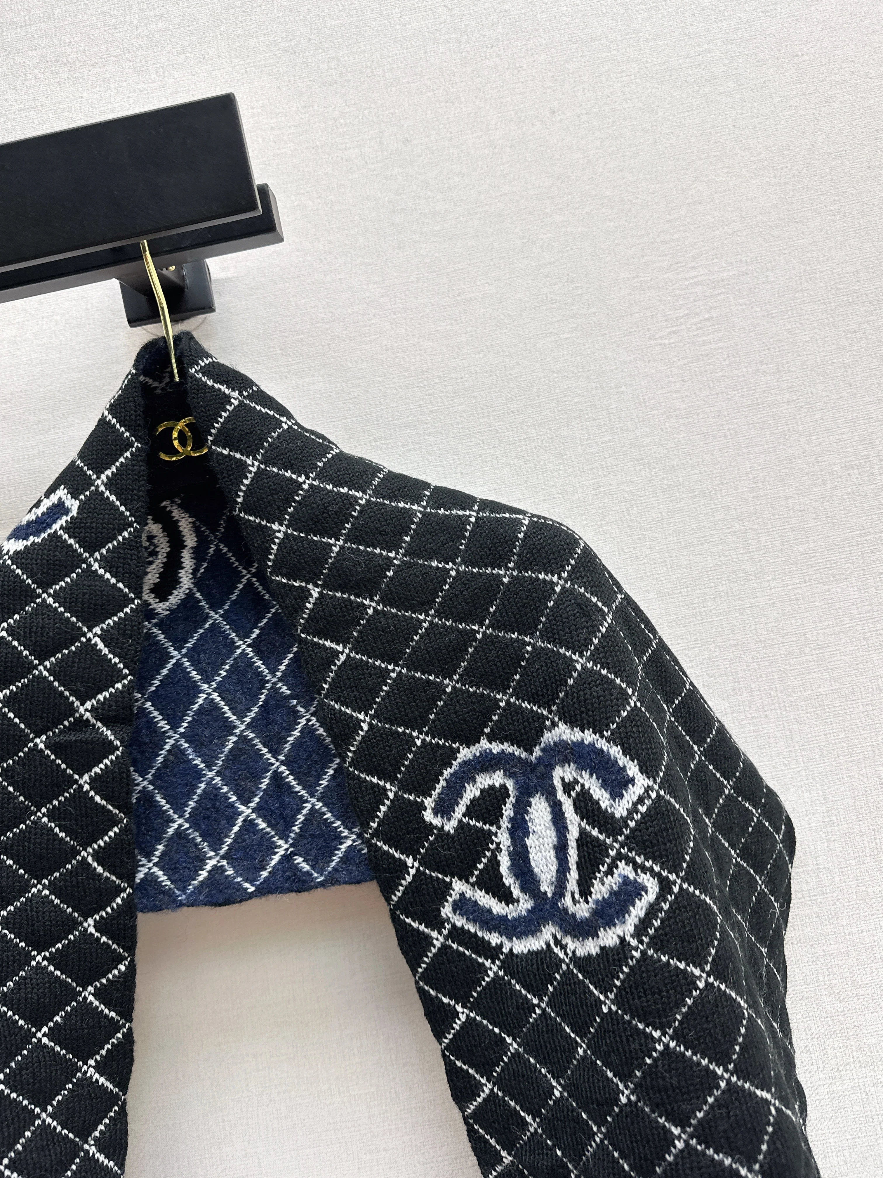 Chan 26ss cashmere scarf