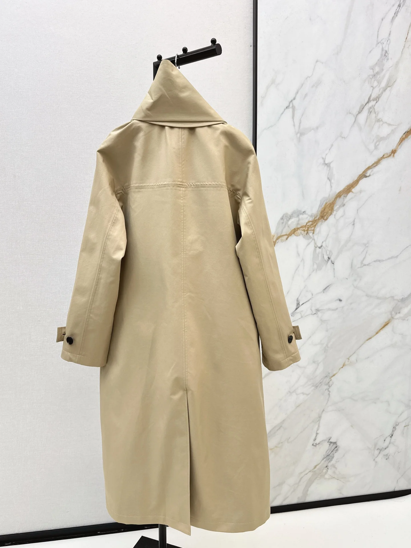 CD 26ss trench coats