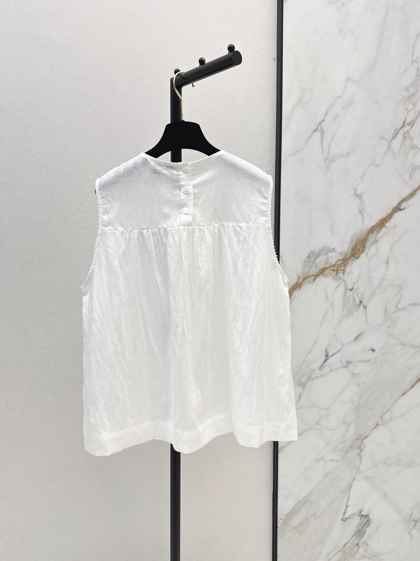 Chan 26ss lace trim linen vest