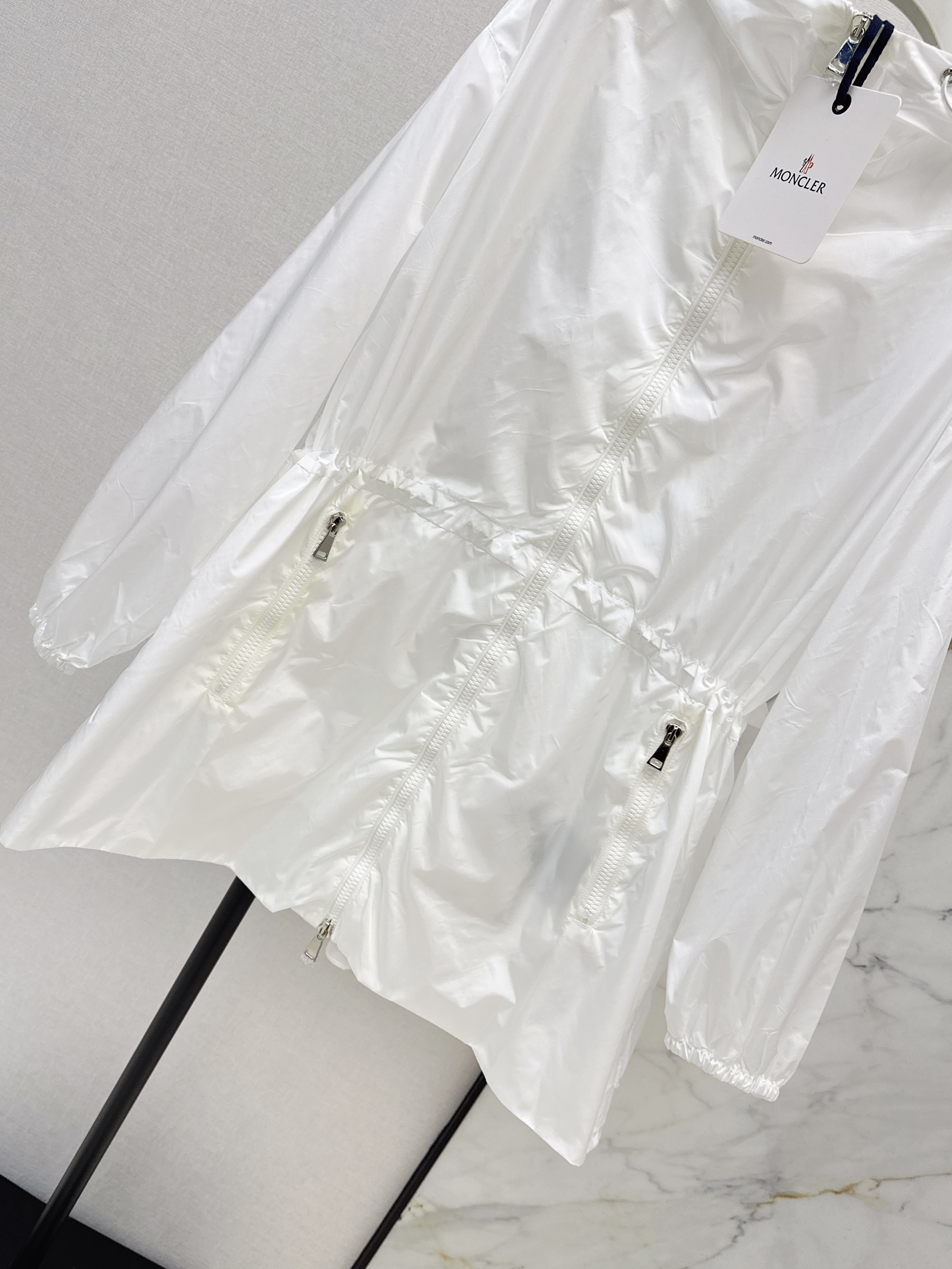 Monc 26ss trench coats