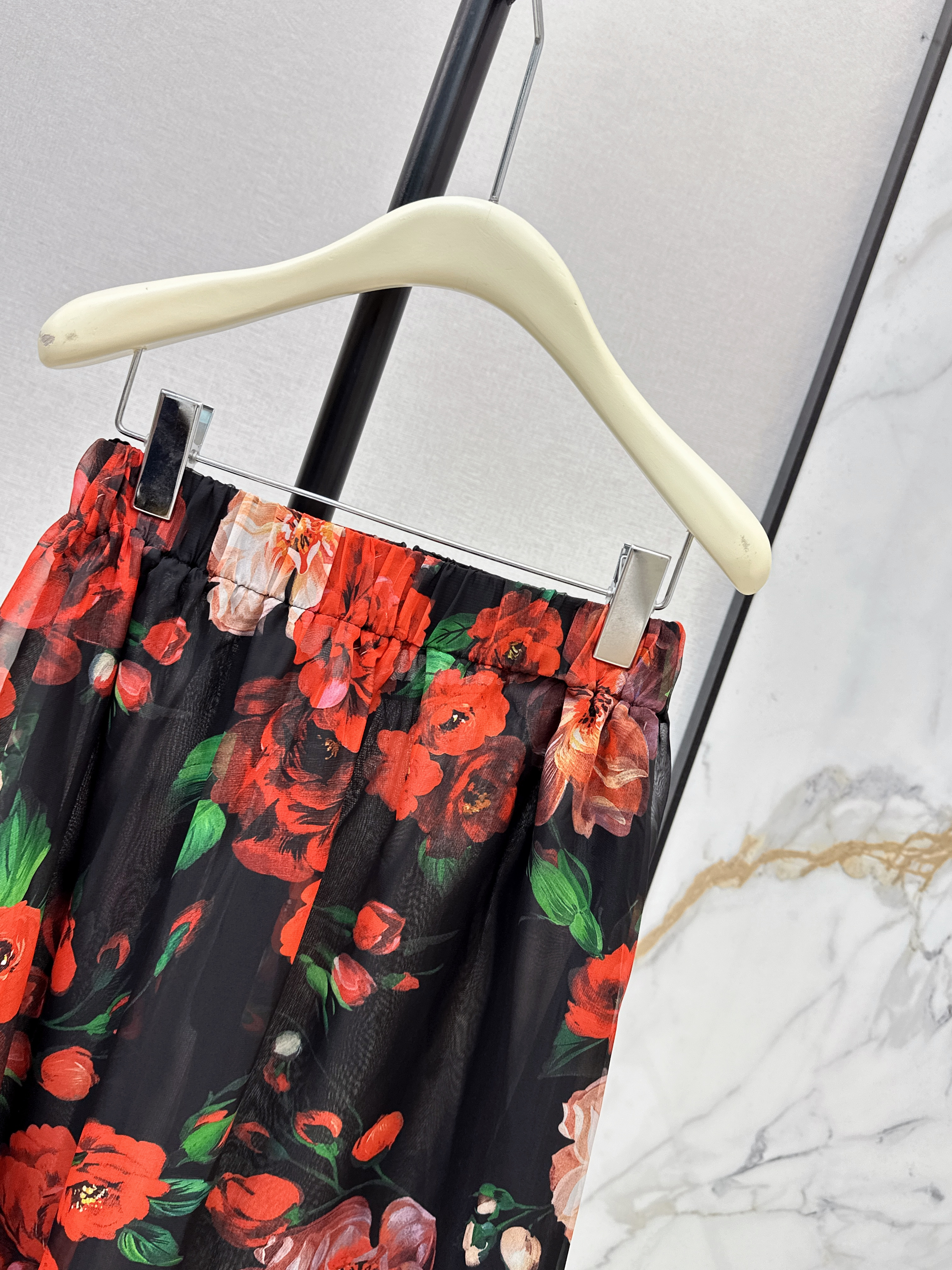 Dolc 26ss floarl print skirt