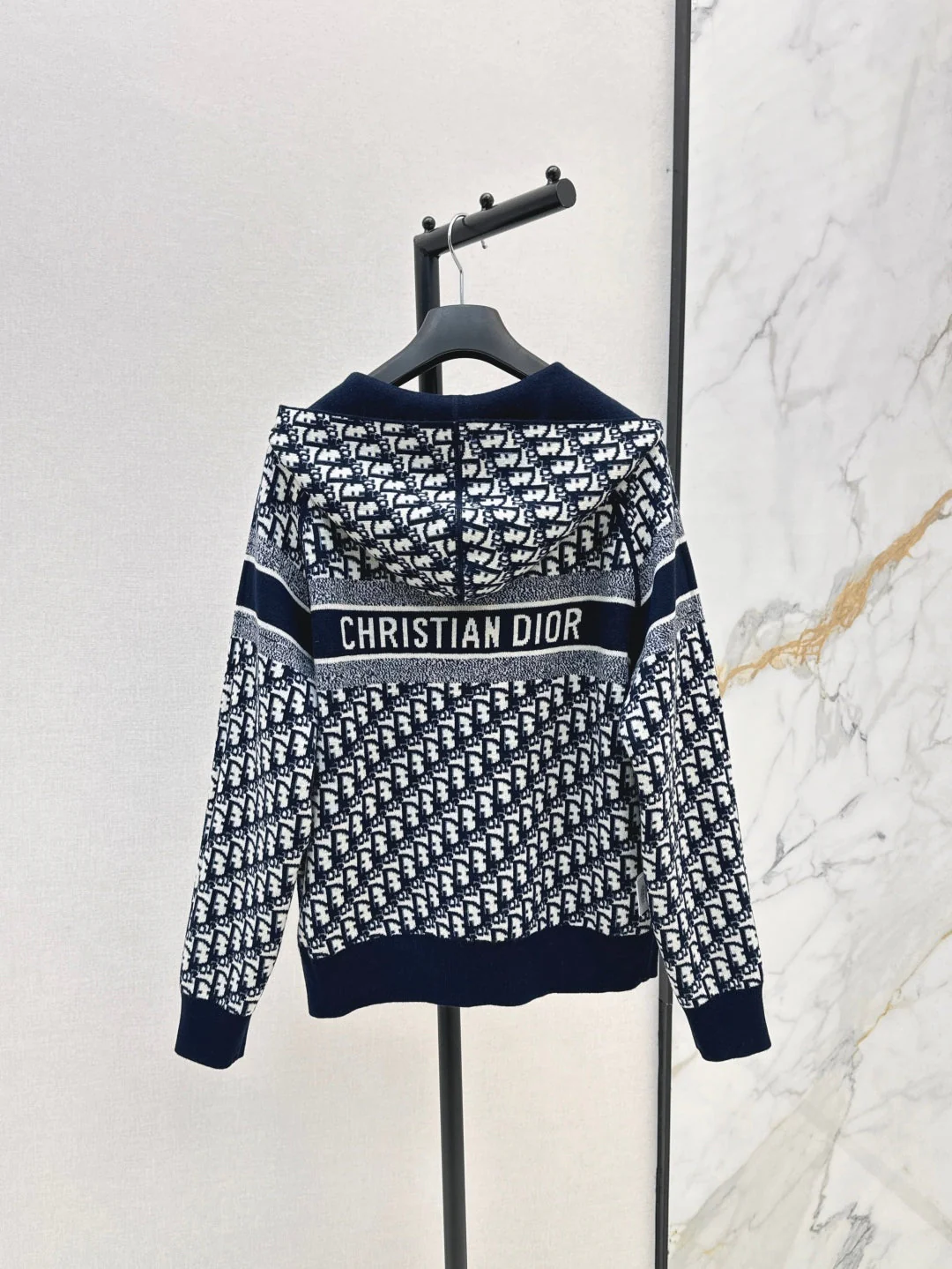 CD 25fw reversible jacket