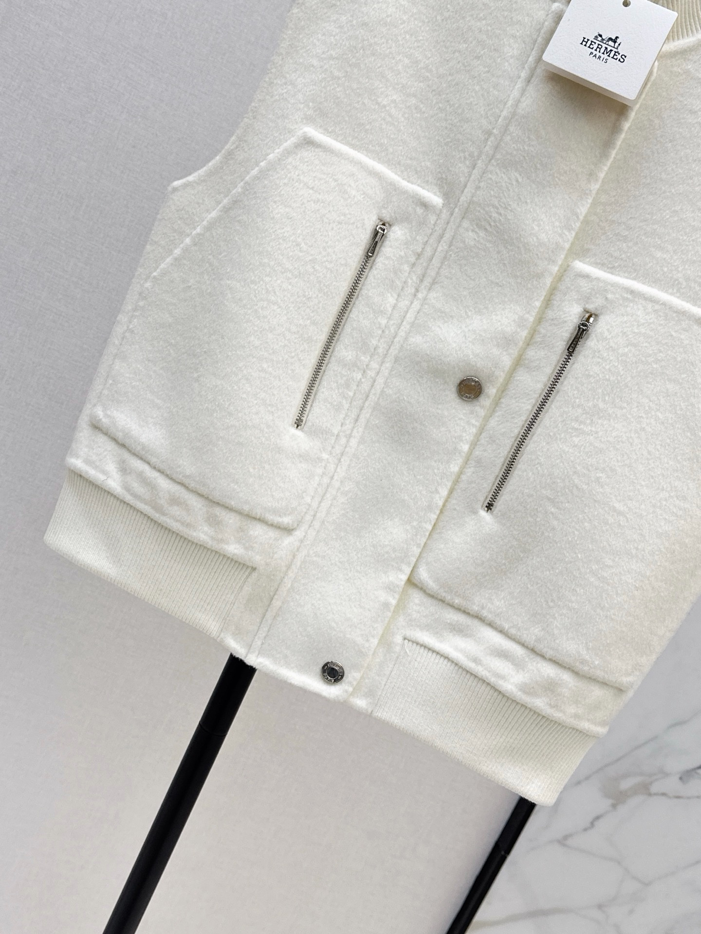 Her 26ss woolen vest jacket