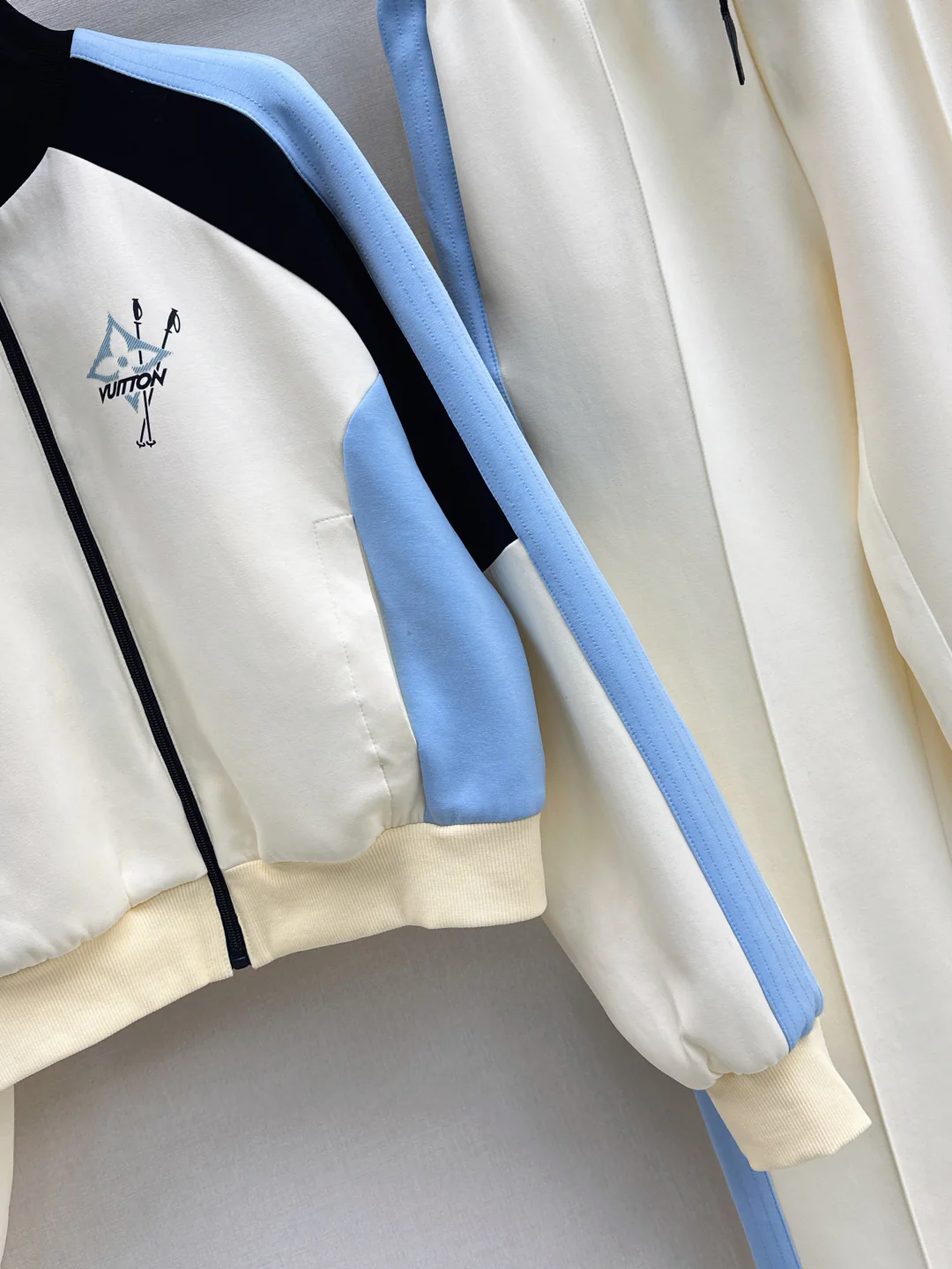 Loui 25fw jacket pant set