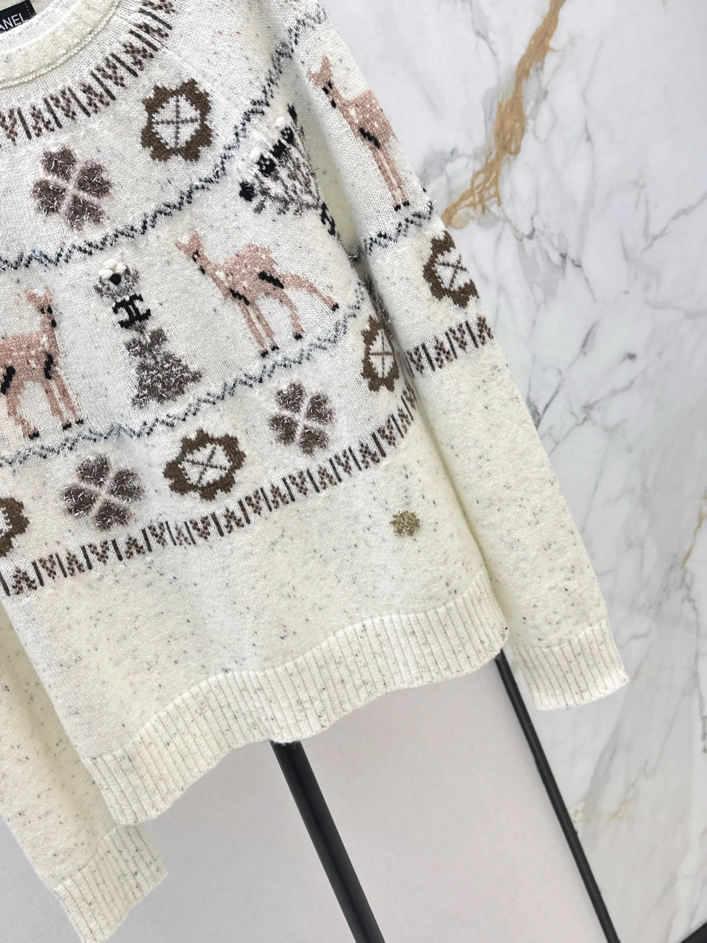 Chan 25fw christmas sweater