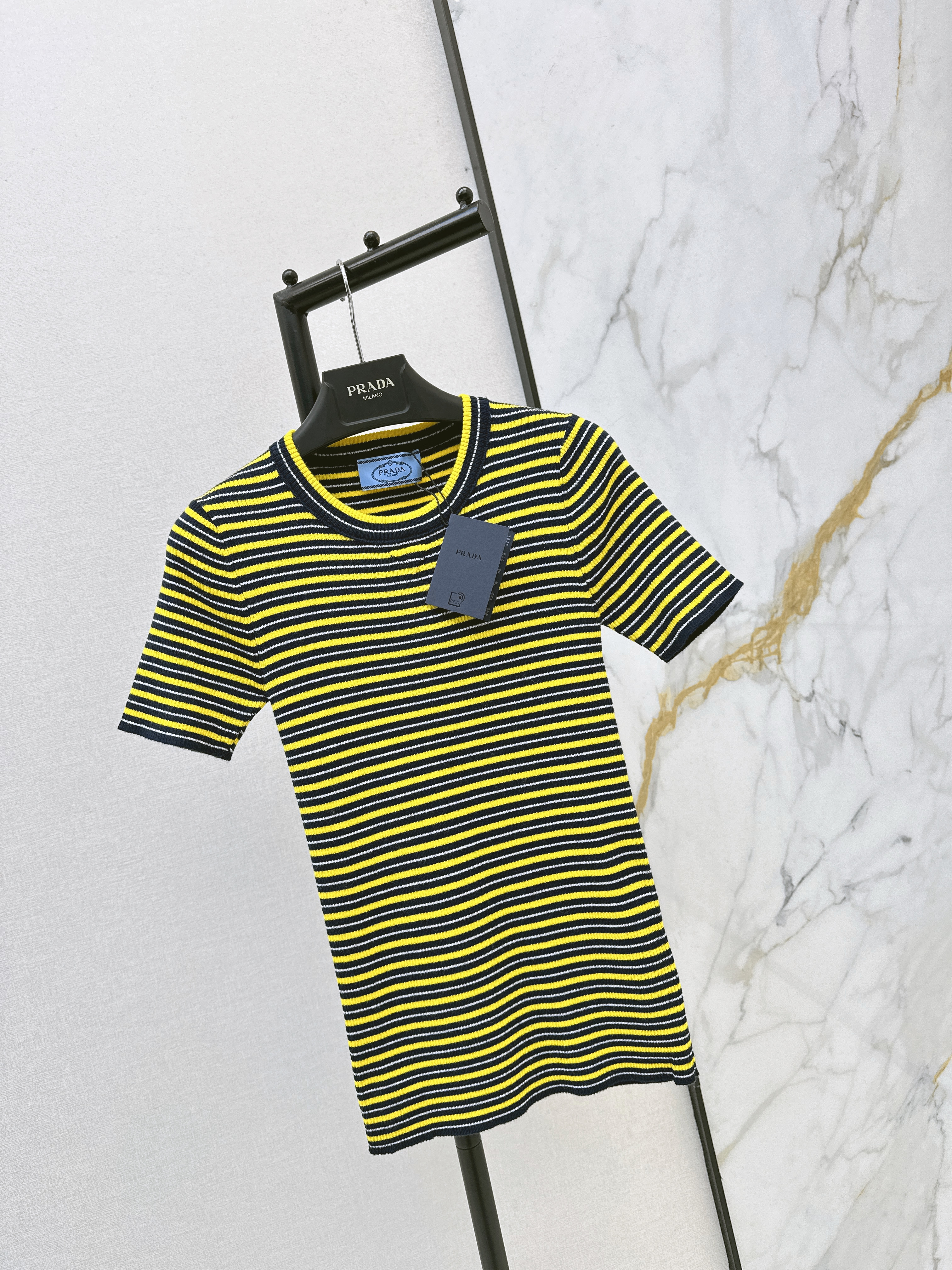 Pra 26ss stripe knit sweater