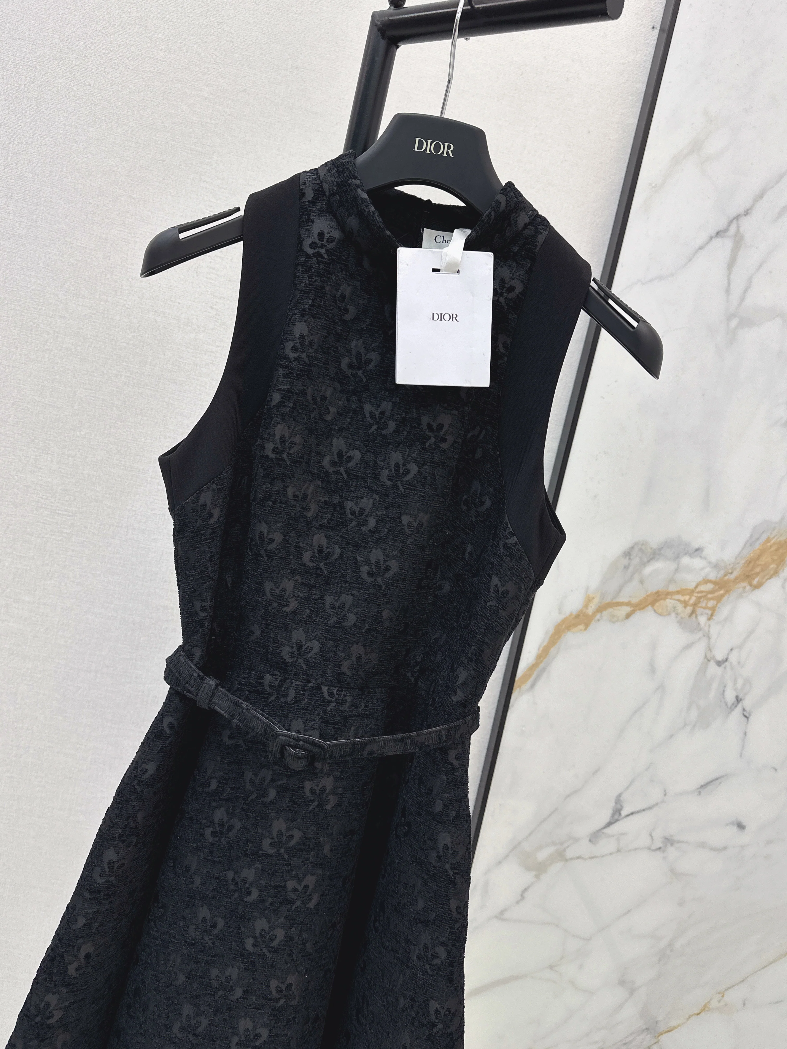 CD 26ss jacquard belted dress