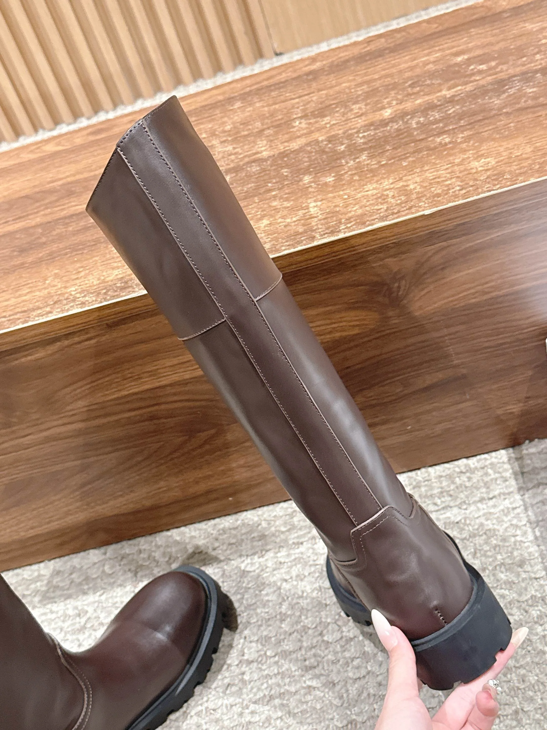 Celi 25fw half boots