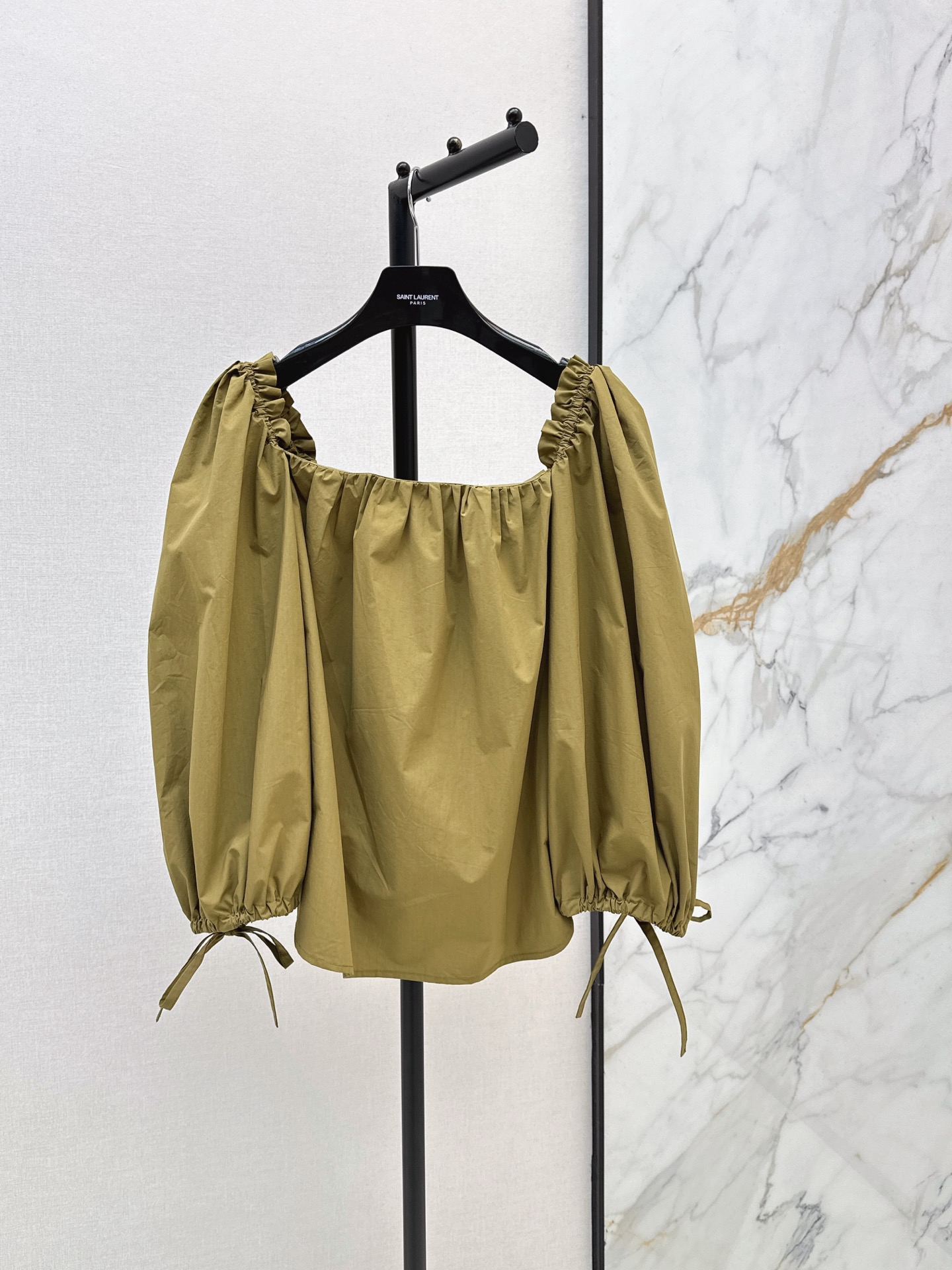 Sain 26ss puff sleeve off shoulder top