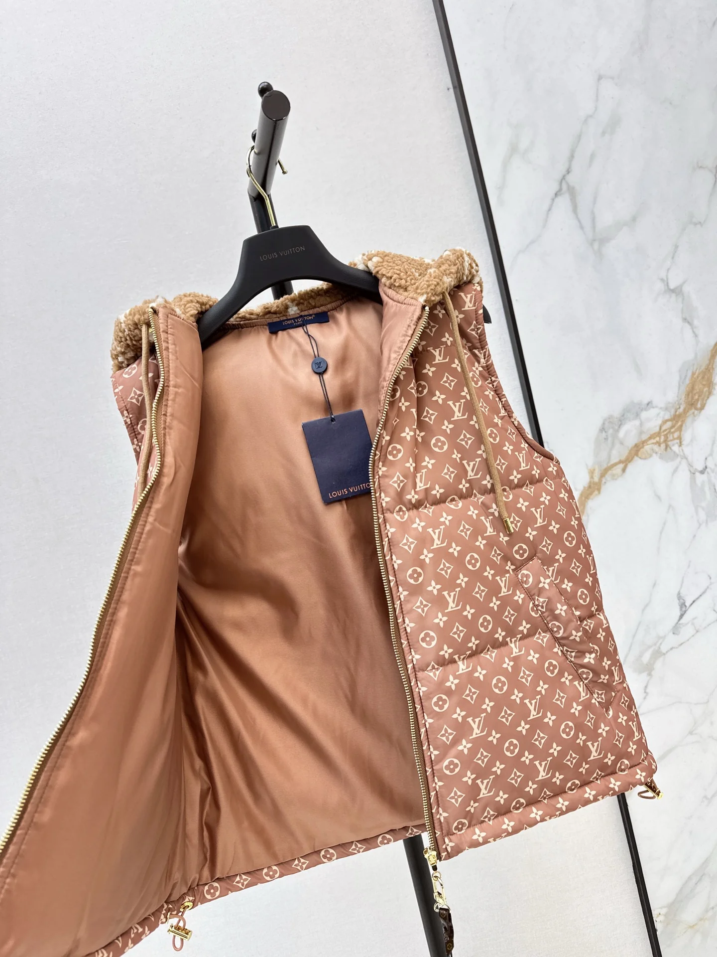 Loui 25fw padded vest