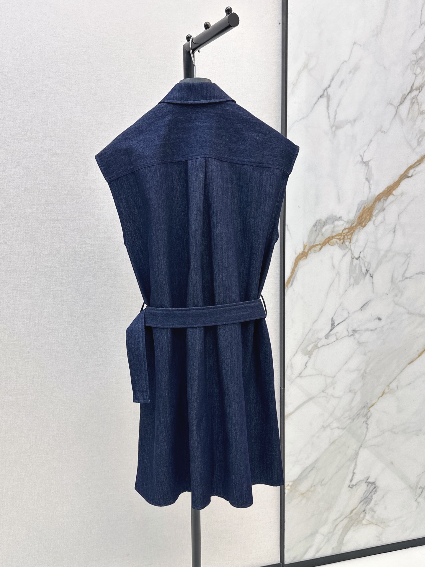 CD 26ss sleeveless denim shirt dress