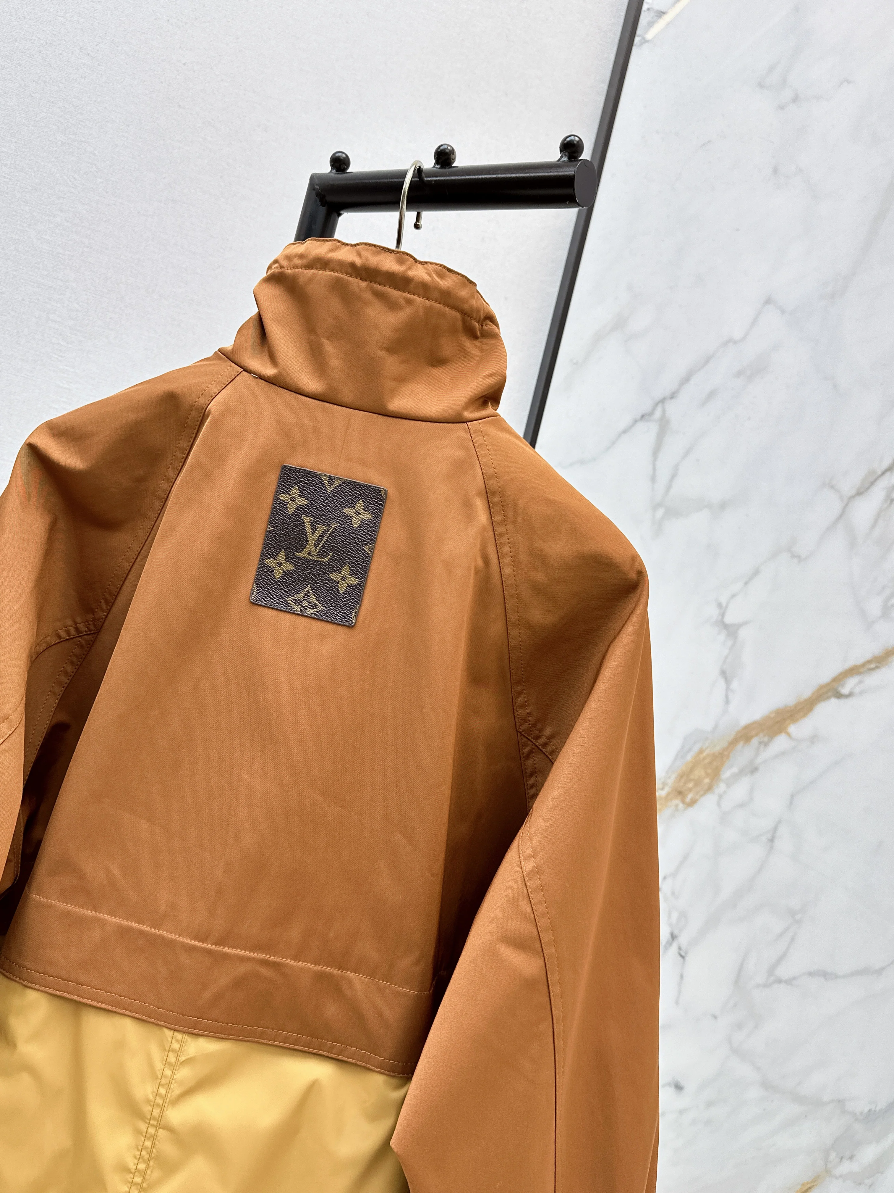 Louis 26ss drawstring trench coats