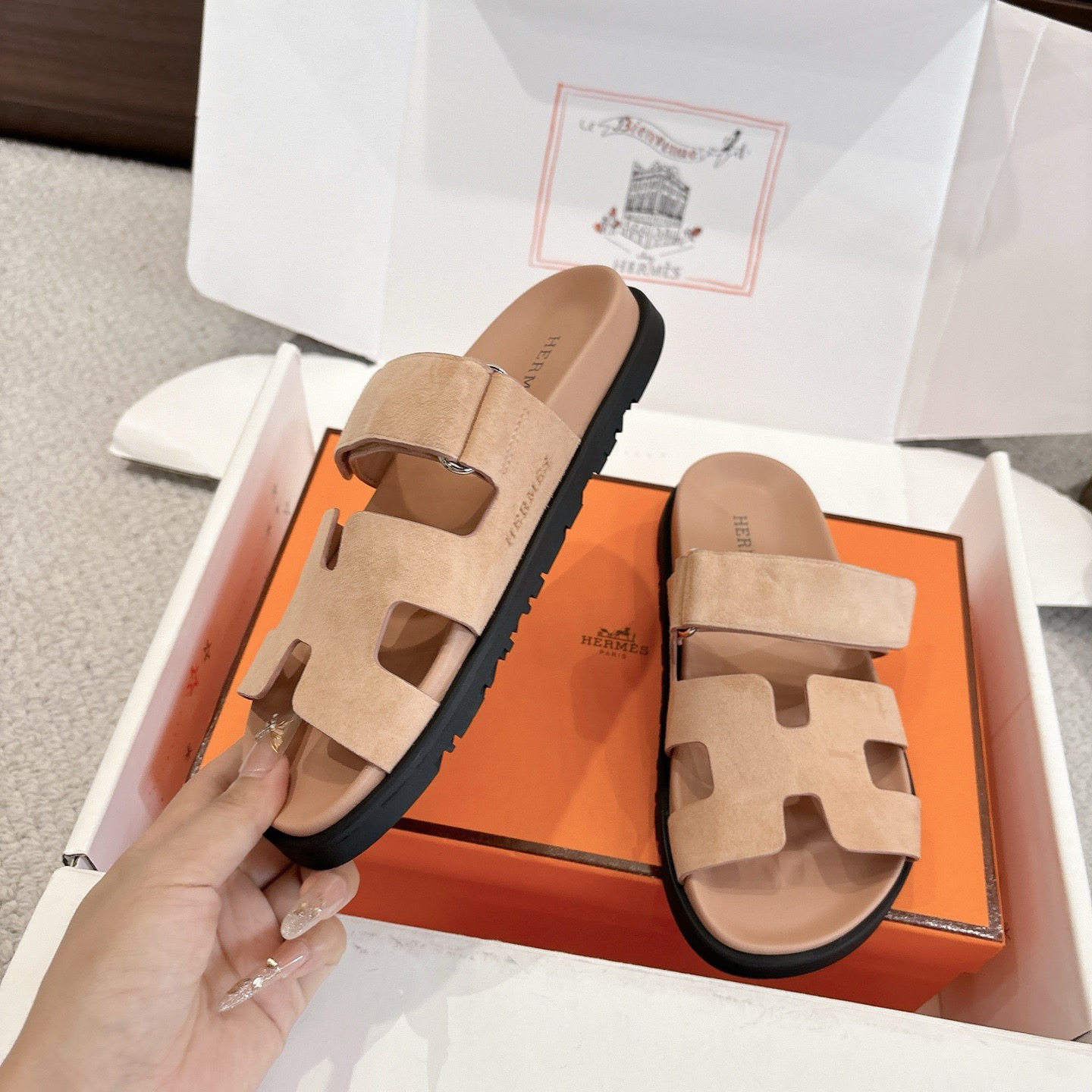 Her 26ss chypre slippers