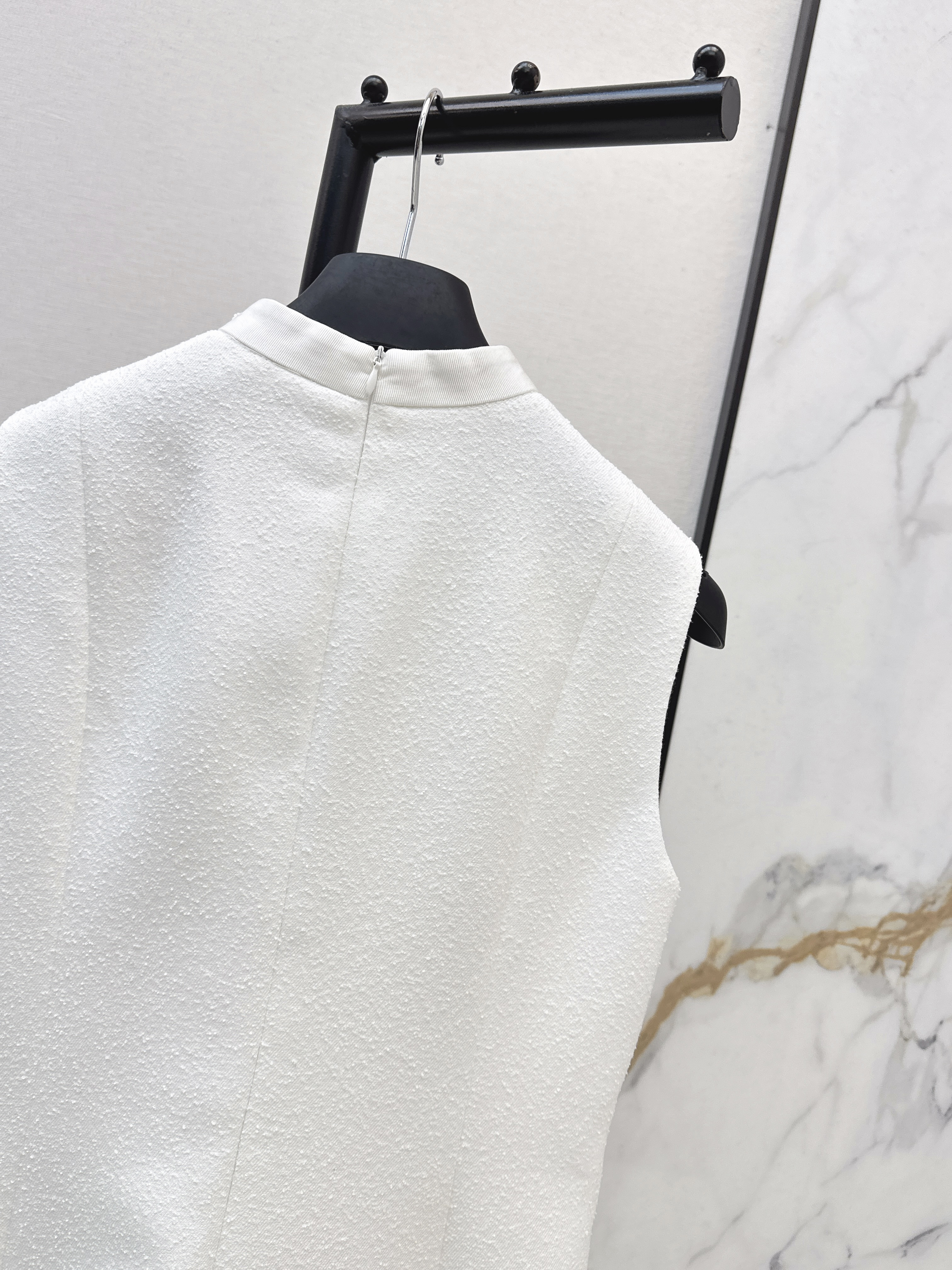 CD 26ss bow sleeveless dress