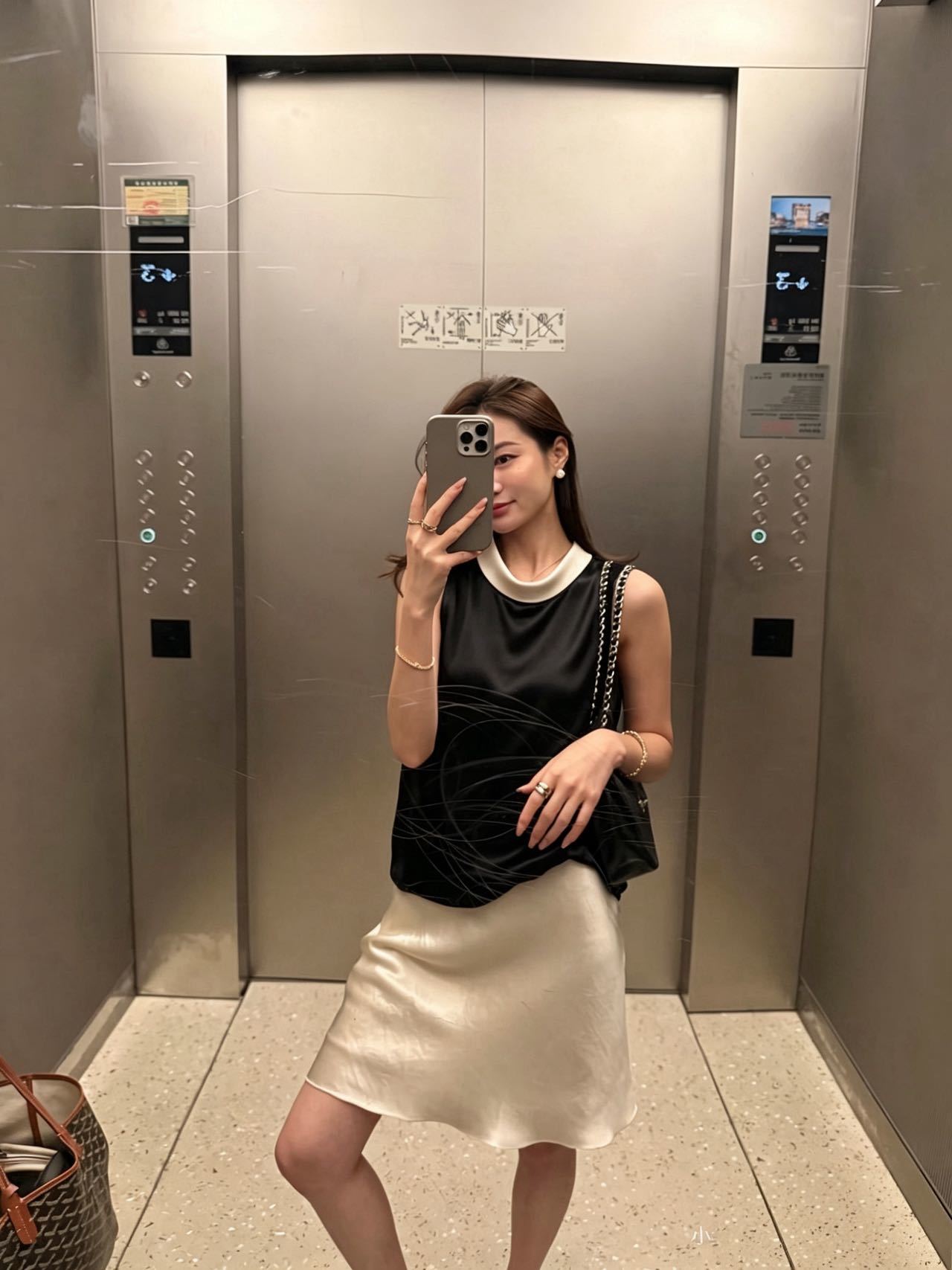 Row 26ss sleeveless top