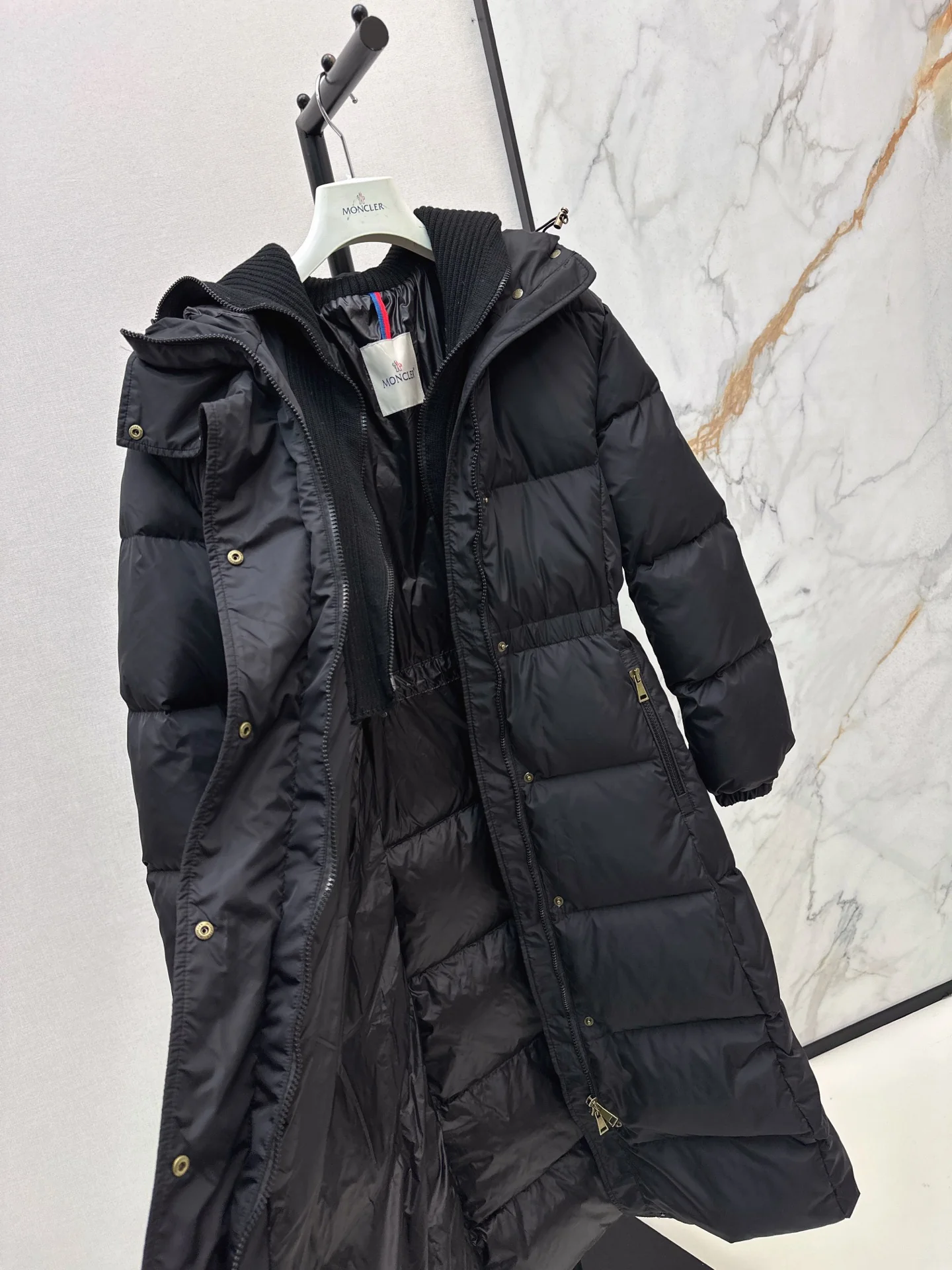 Monc 25fw down jacket