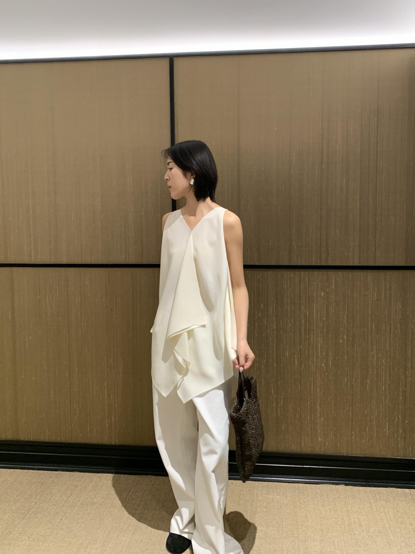 Row 26ss asymmetrical top