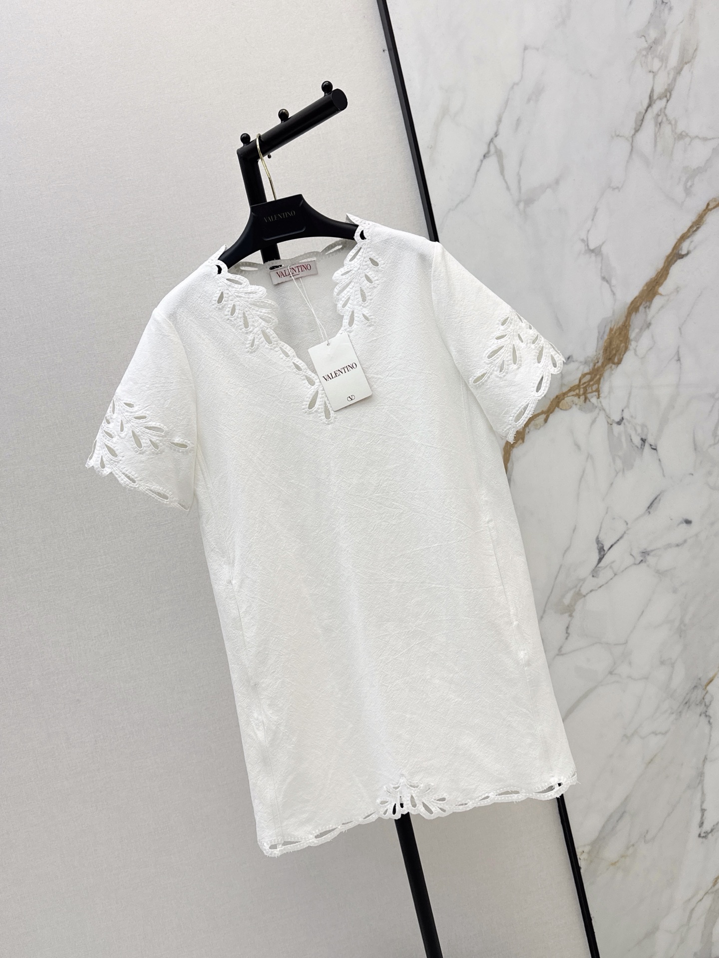 Valen 26ss embroidery dress