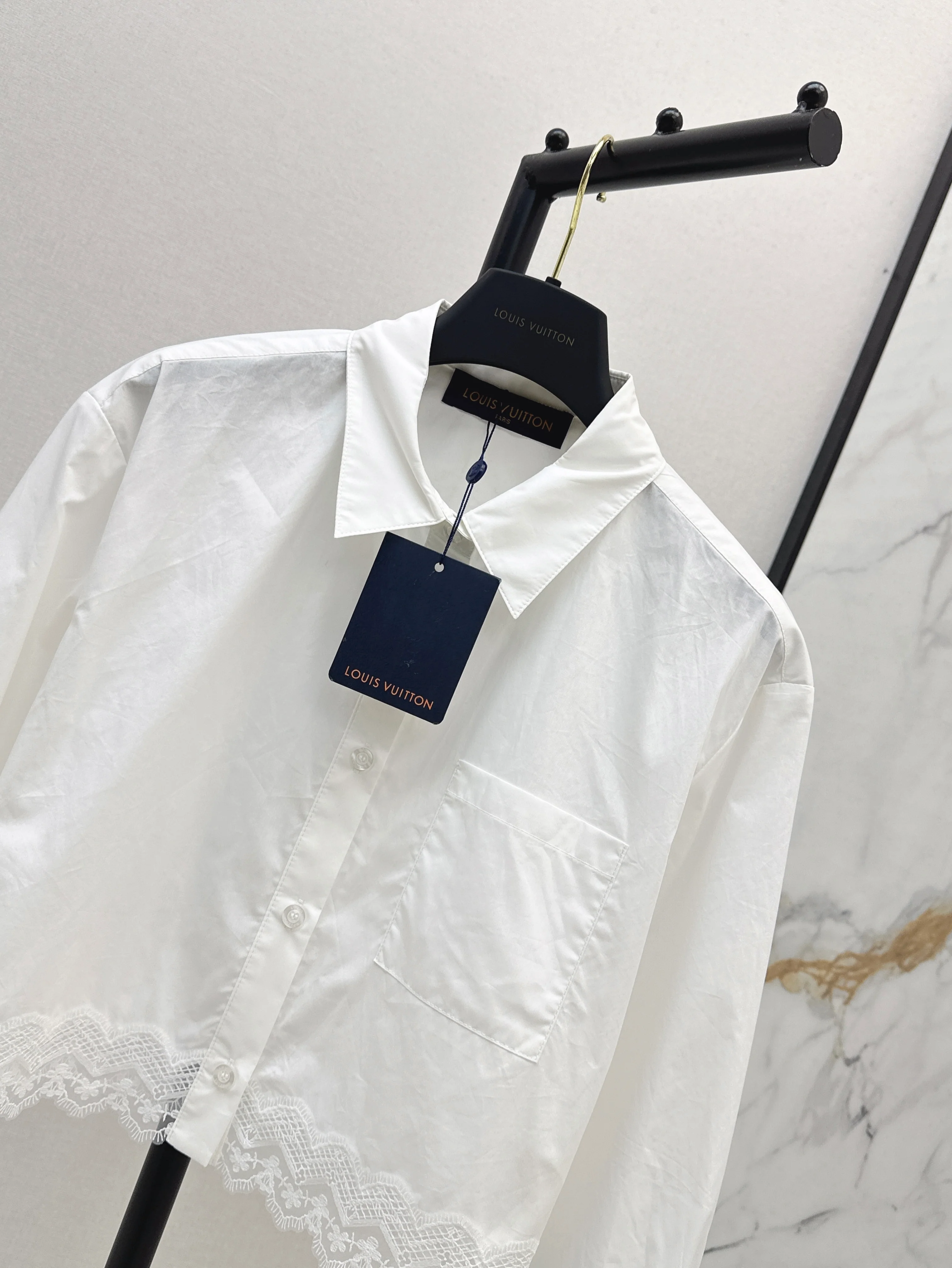 Louis 26ss lace trim shirts