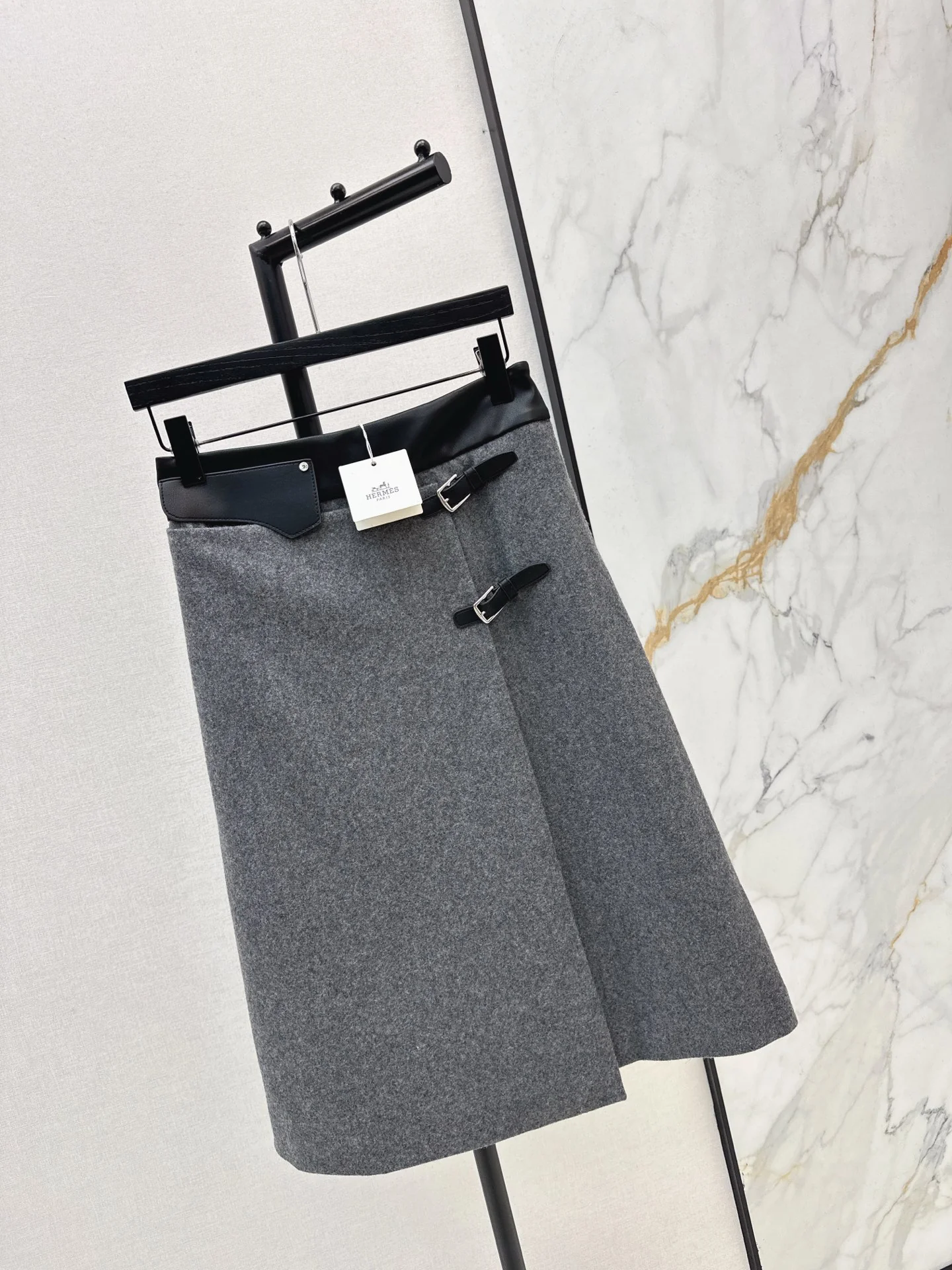 Herm 26ss contract pu skirts