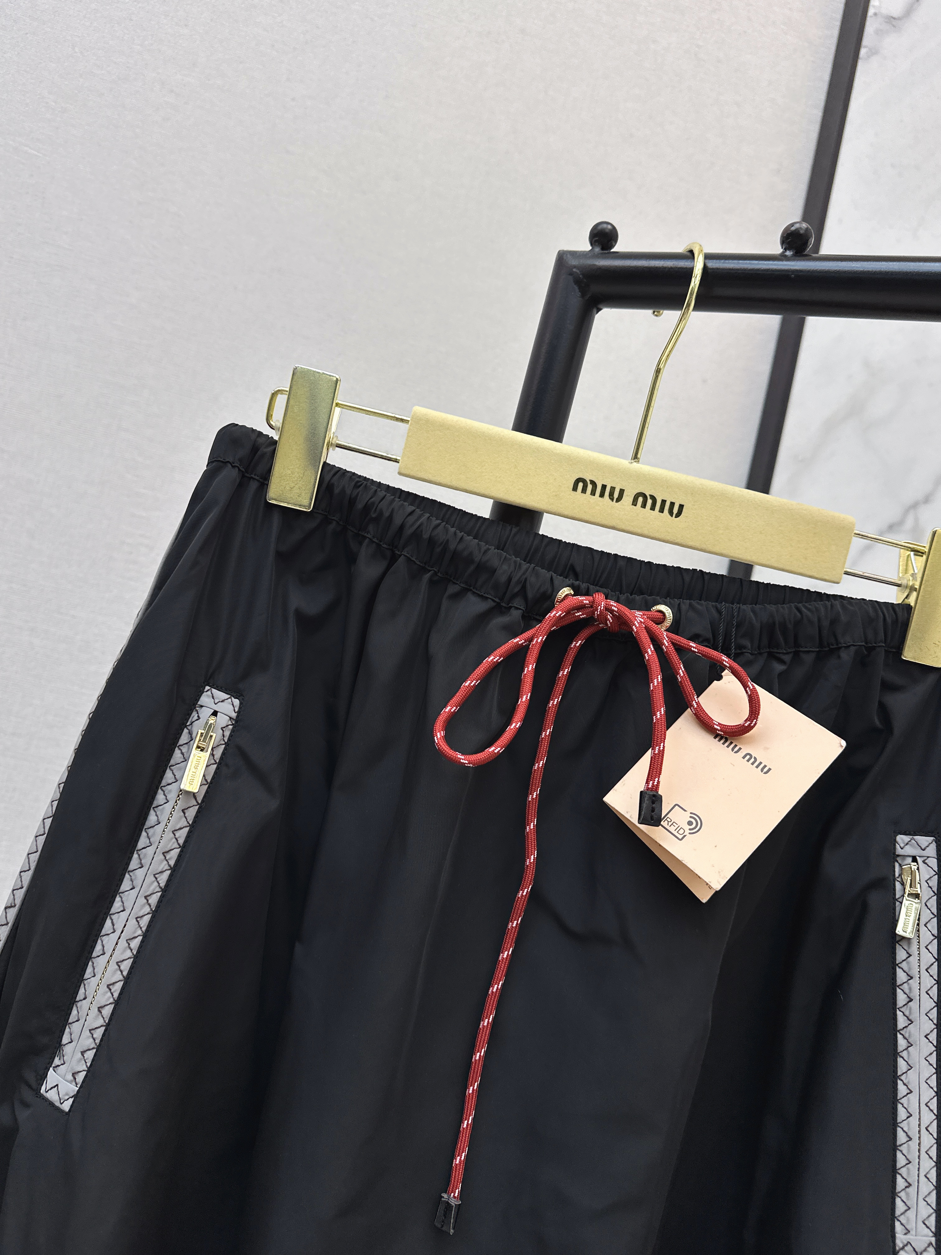 Miu 26ss casual skirt