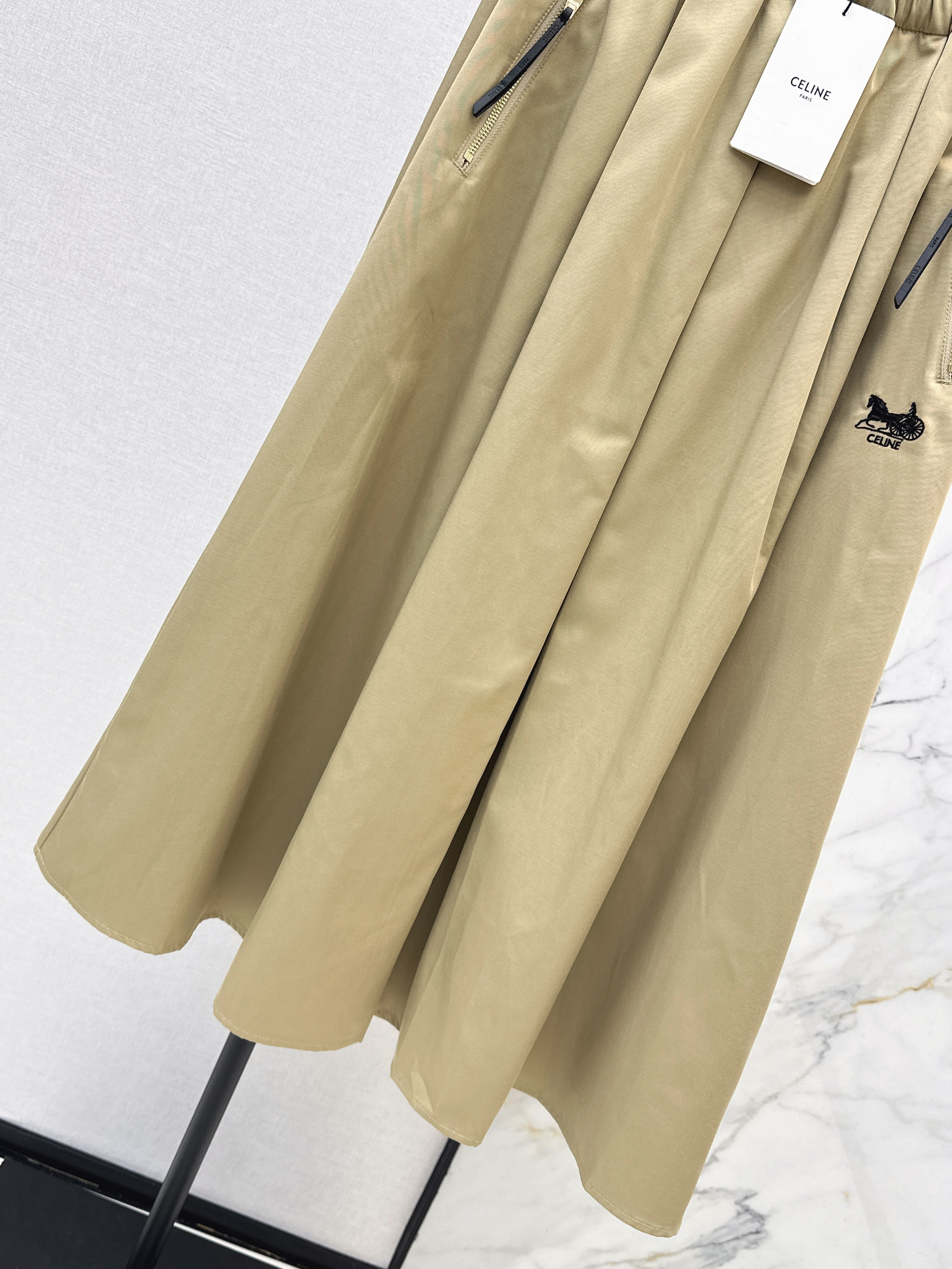 Celi 26ss casual skirt