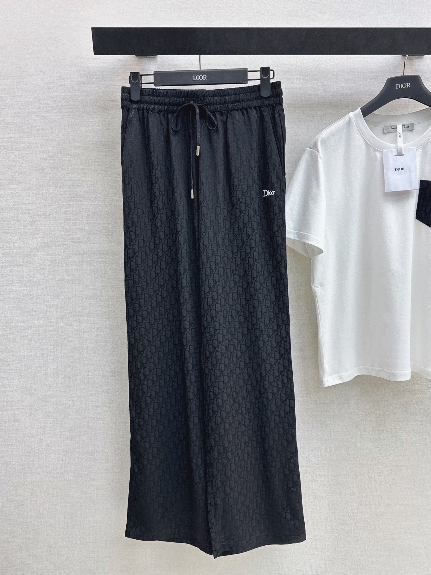 CD 26ss t-shirt wied leg pants set