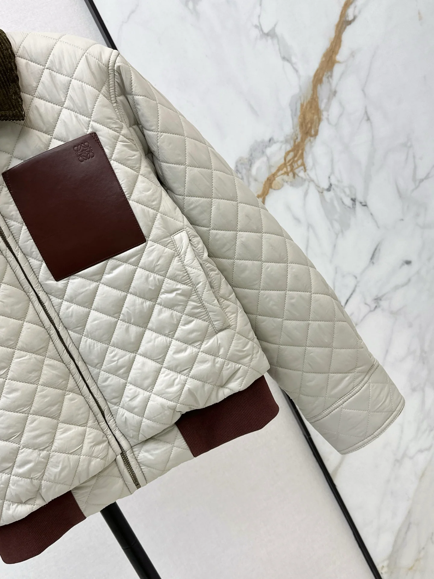 Loe 25fw padded jacket