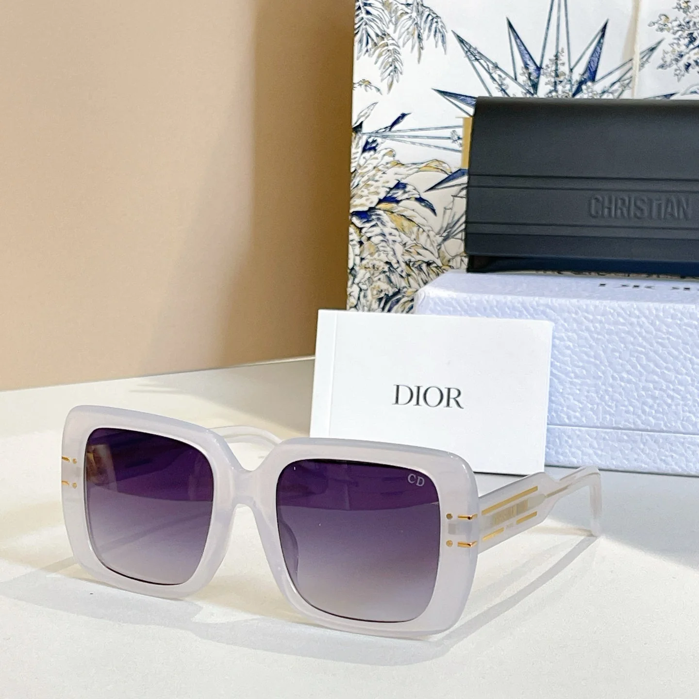 D signatureS11F sunglasses