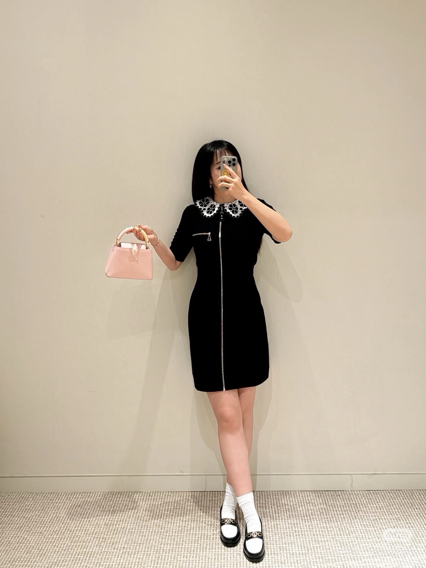 Loui 26ss peter pan collar zip dress
