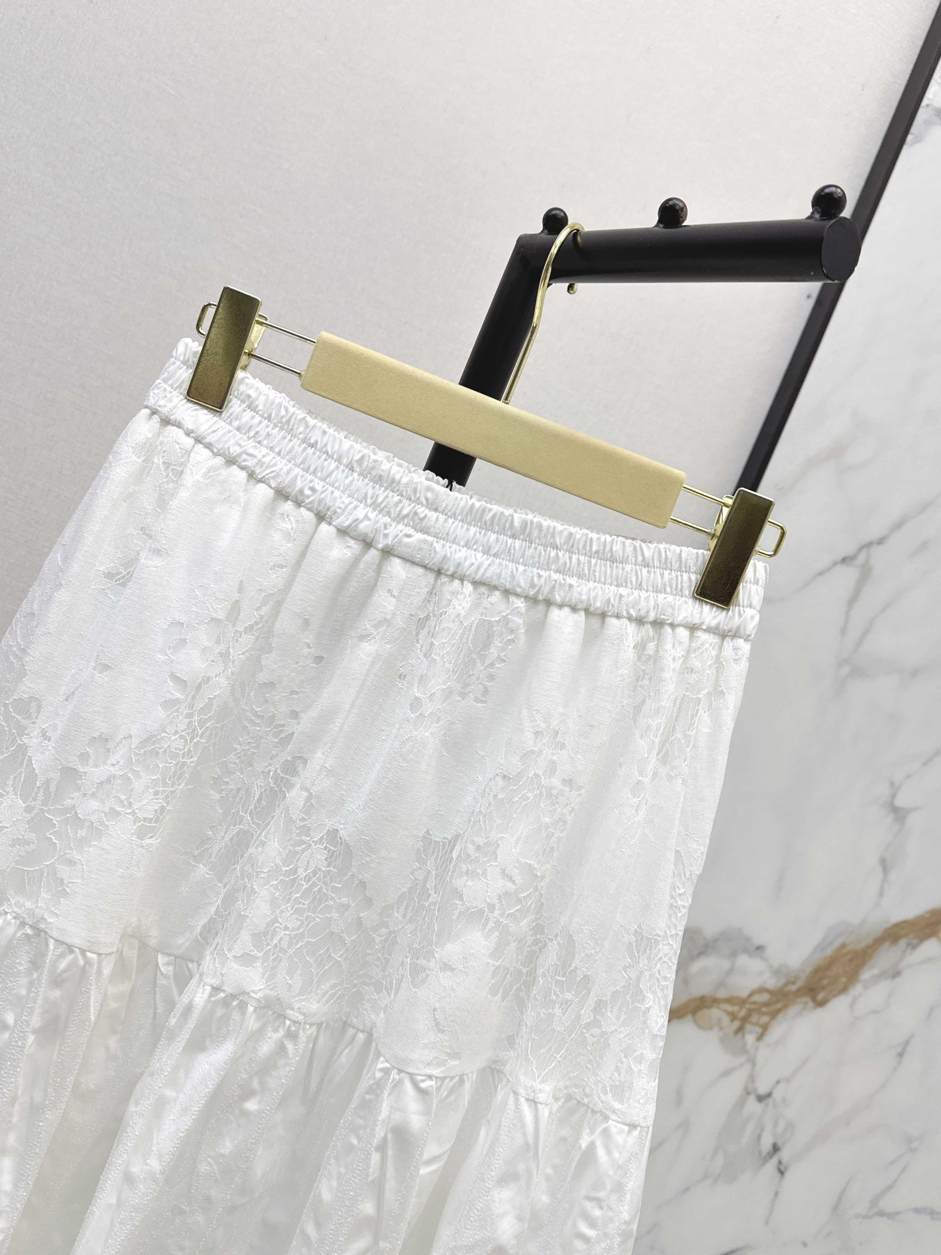 Miu 26ss lace jacquard skirt