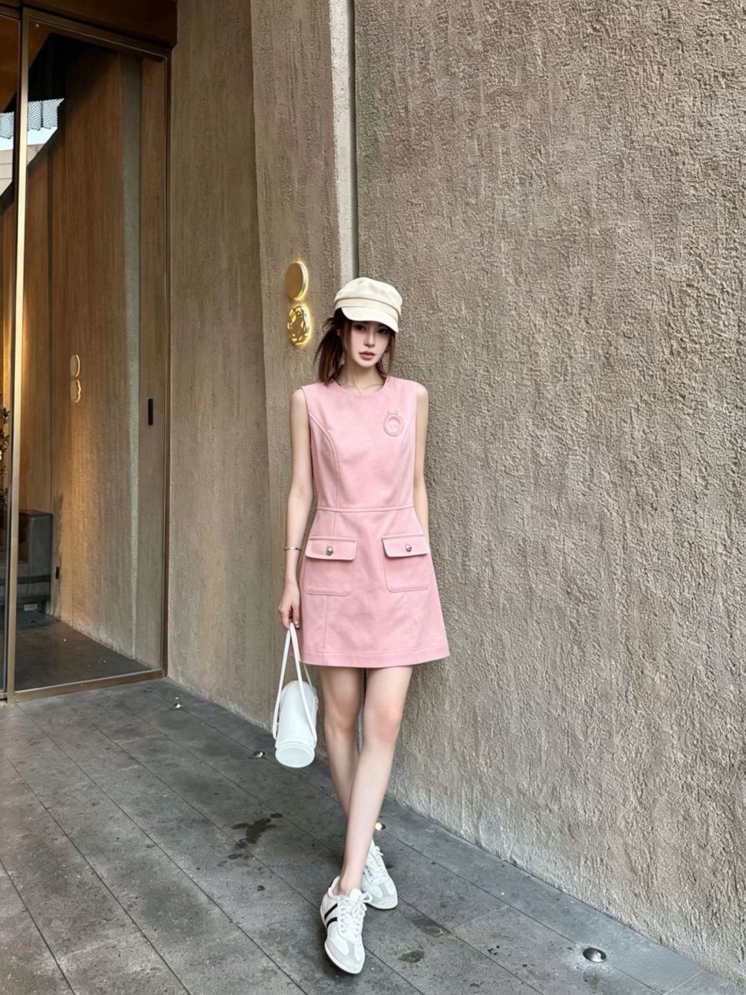 CD 26ss embroidery sleeveless dress