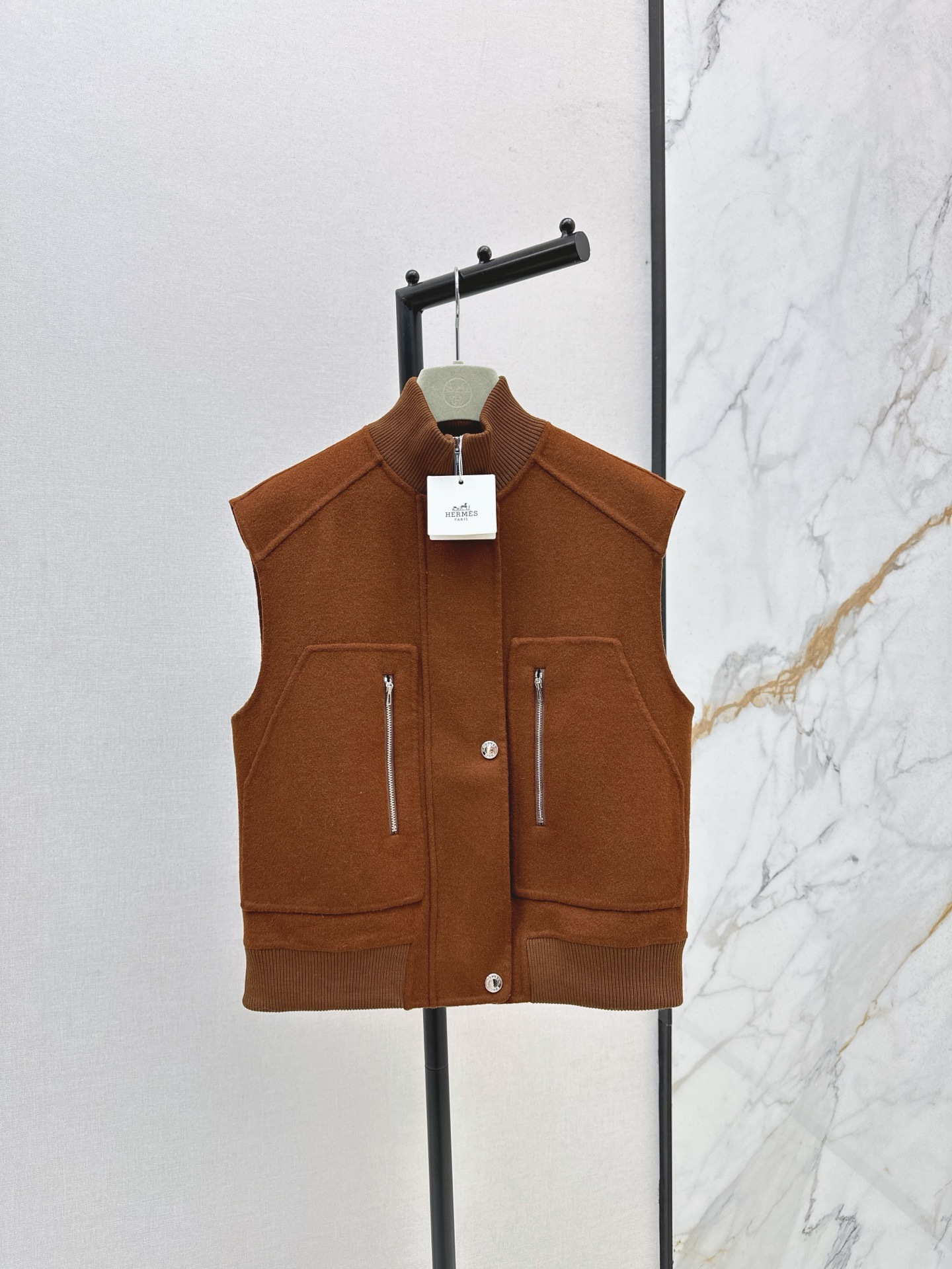 Her 26ss woolen vest jacket