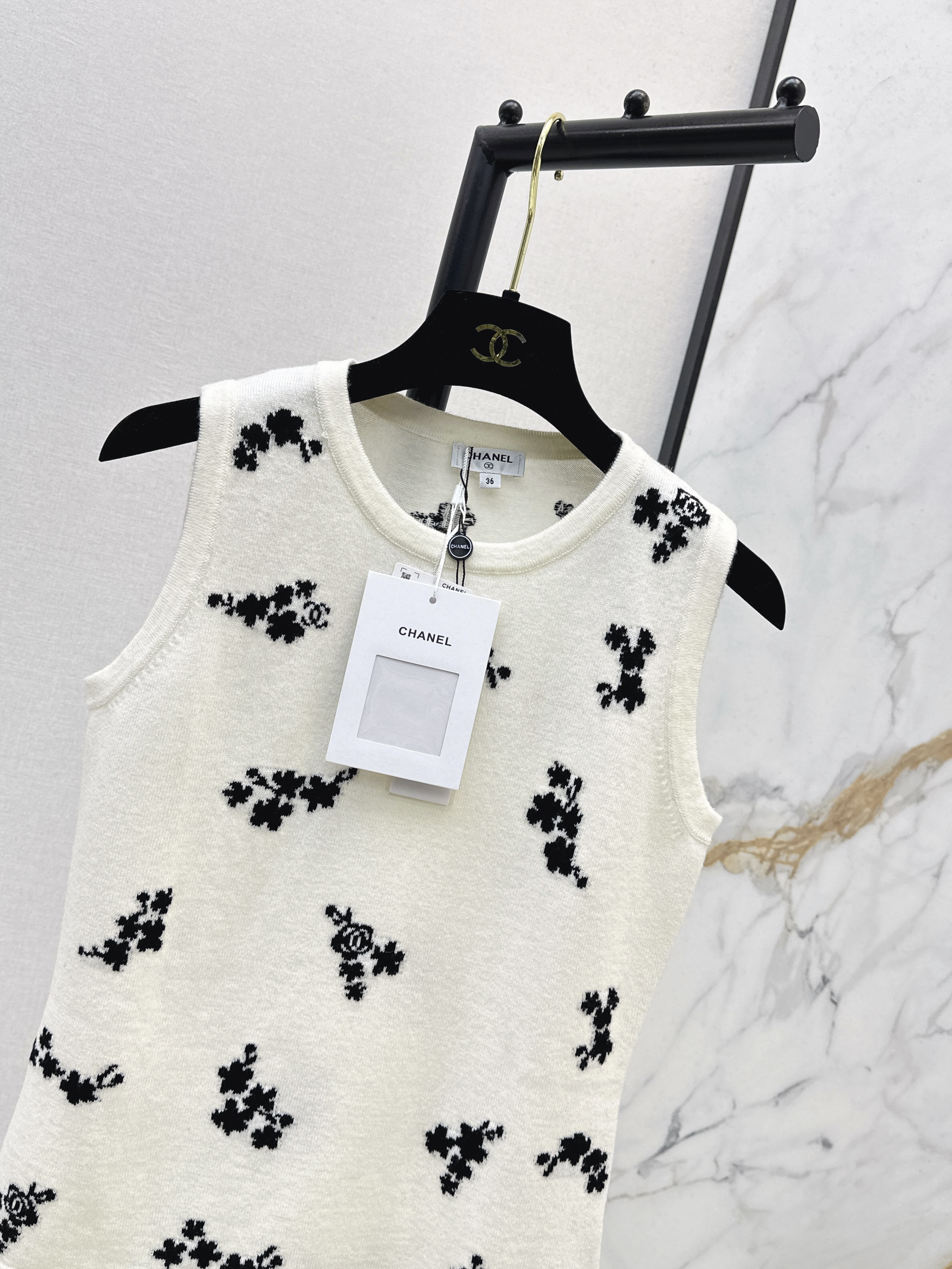 Chan 26ss embroidery knit vest