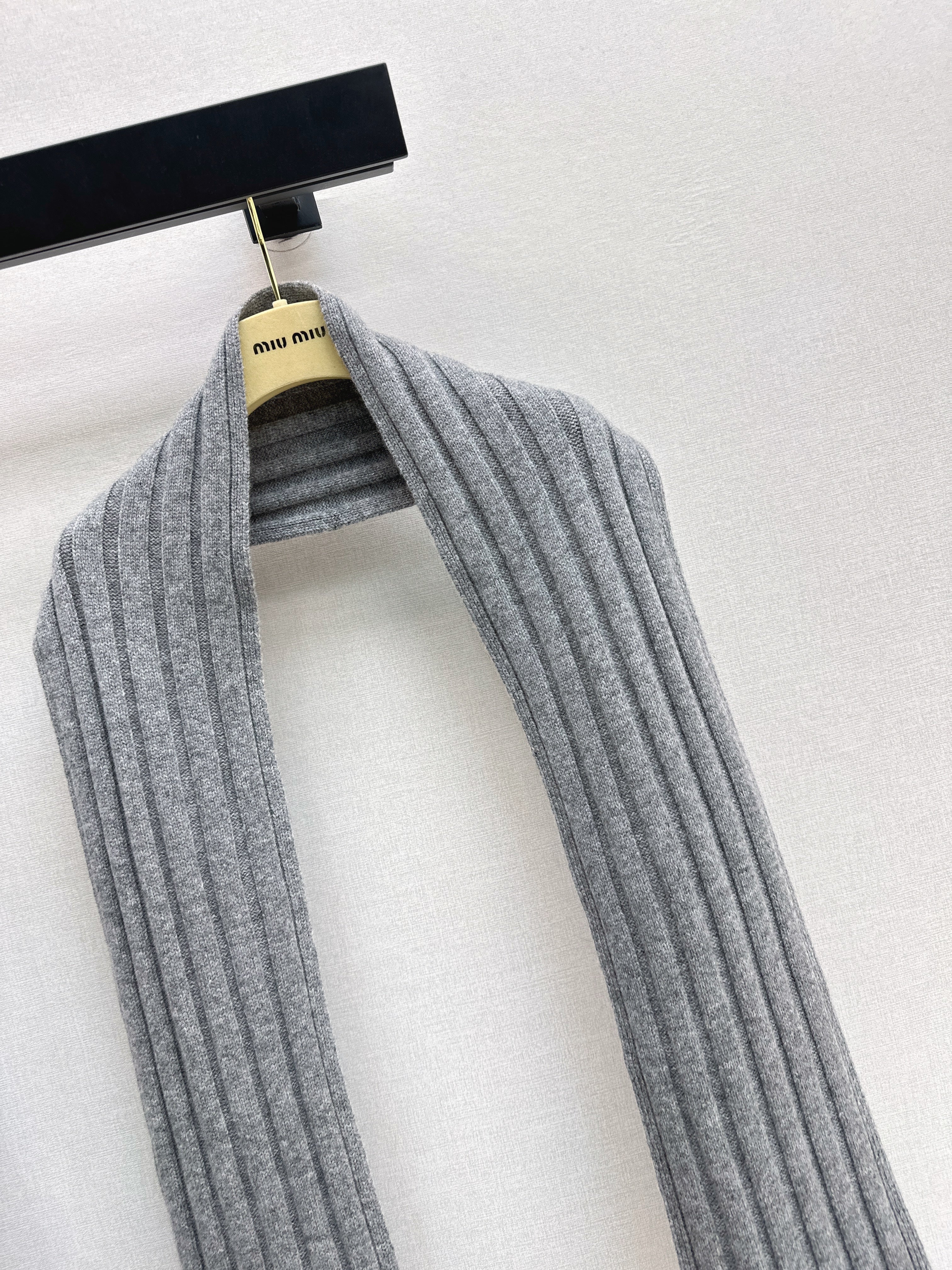Miu 26ss wool scarf