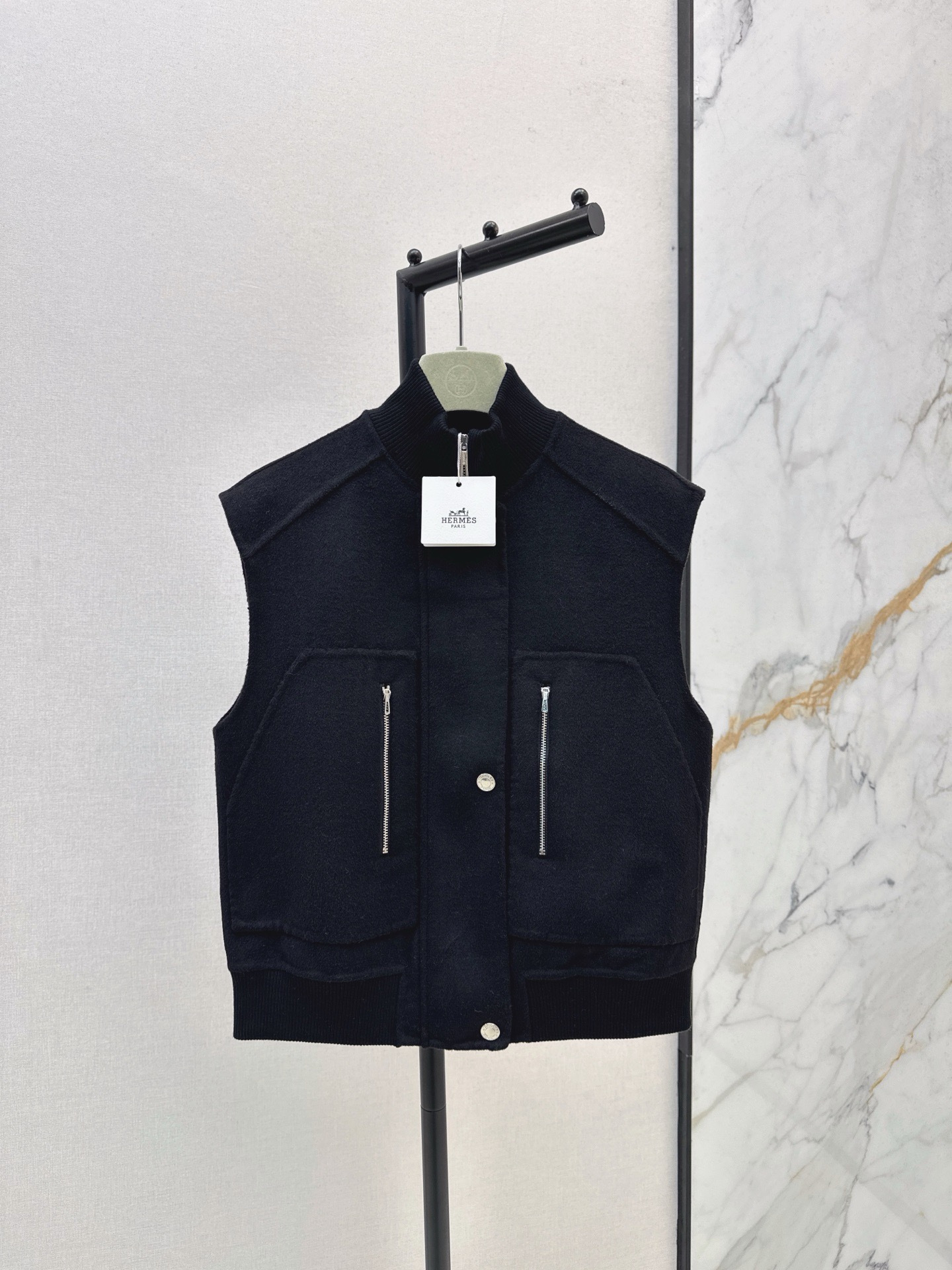 Her 26ss woolen vest jacket