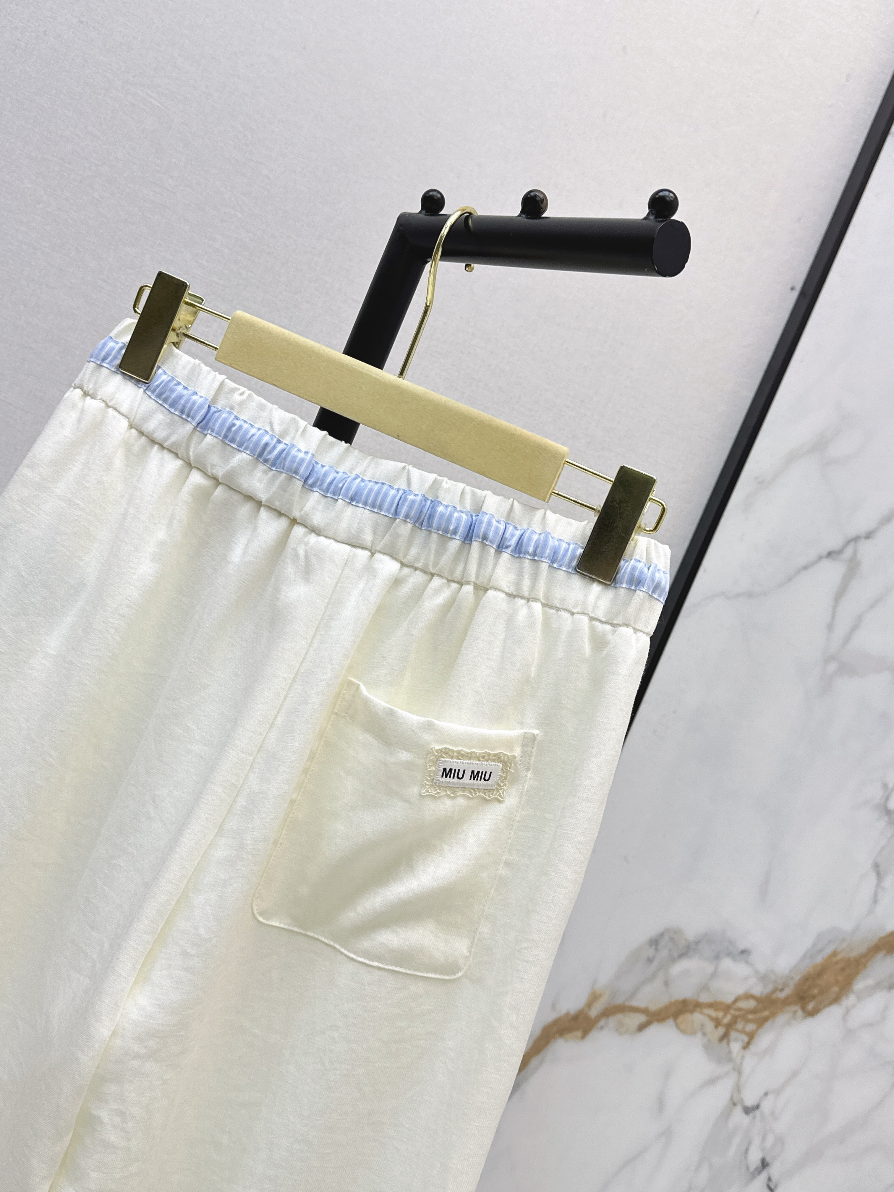 Miu 26ss straight-leg pants