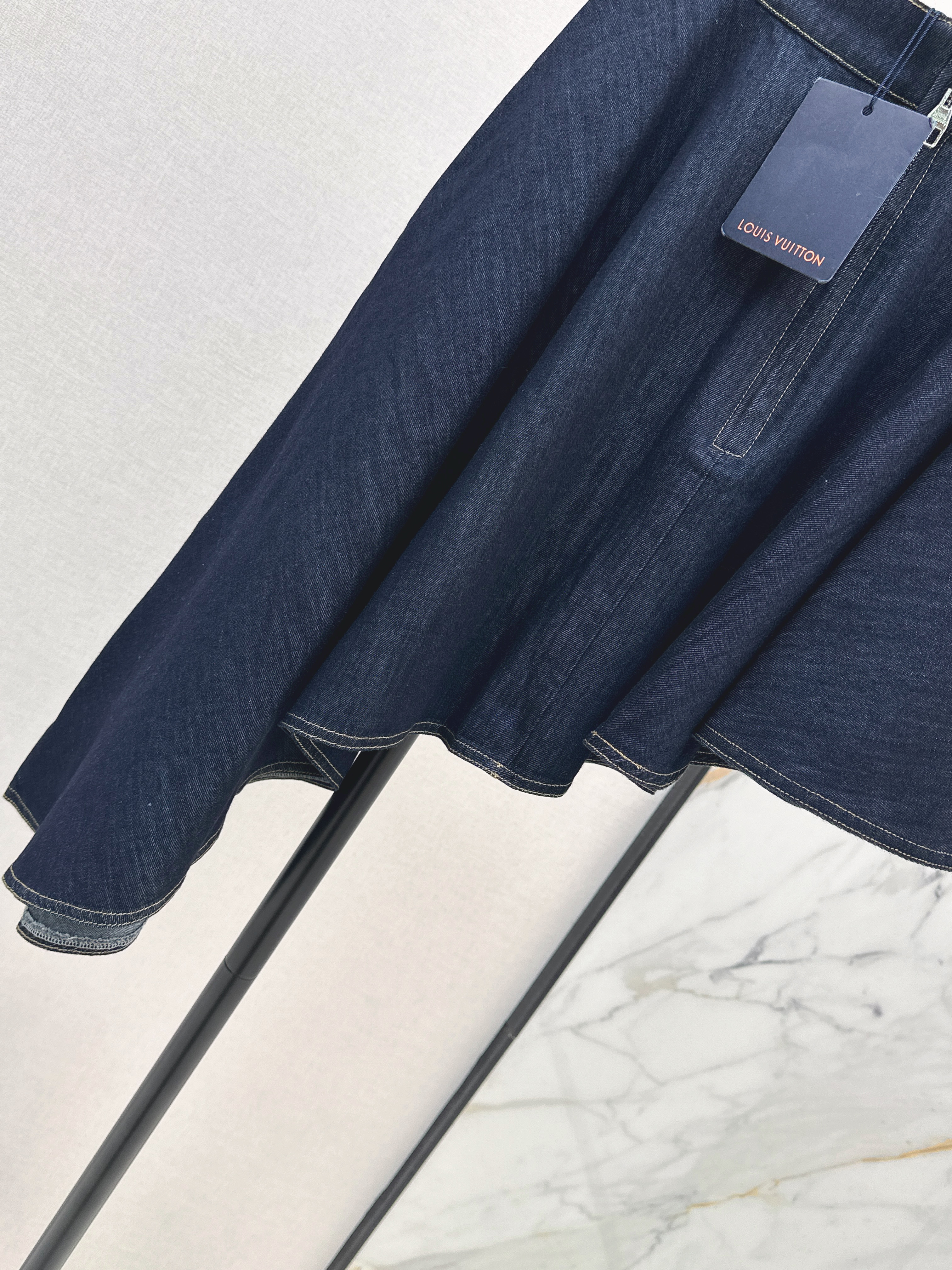 Louis 26SS Asymmetric Denim Skirt