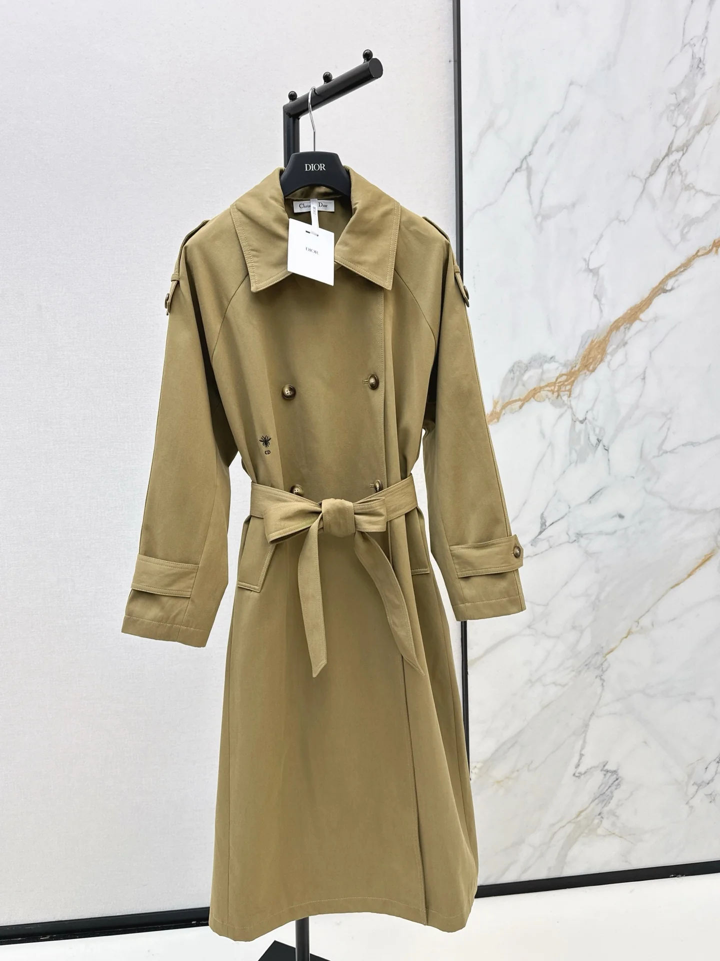 CD 25fw trench coats