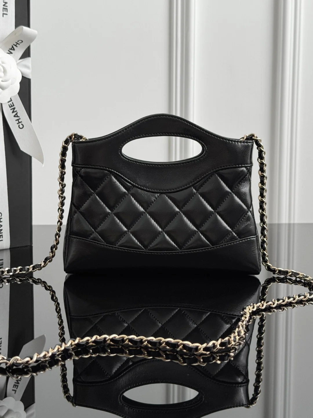 Chan 31bag nano shoulder bags