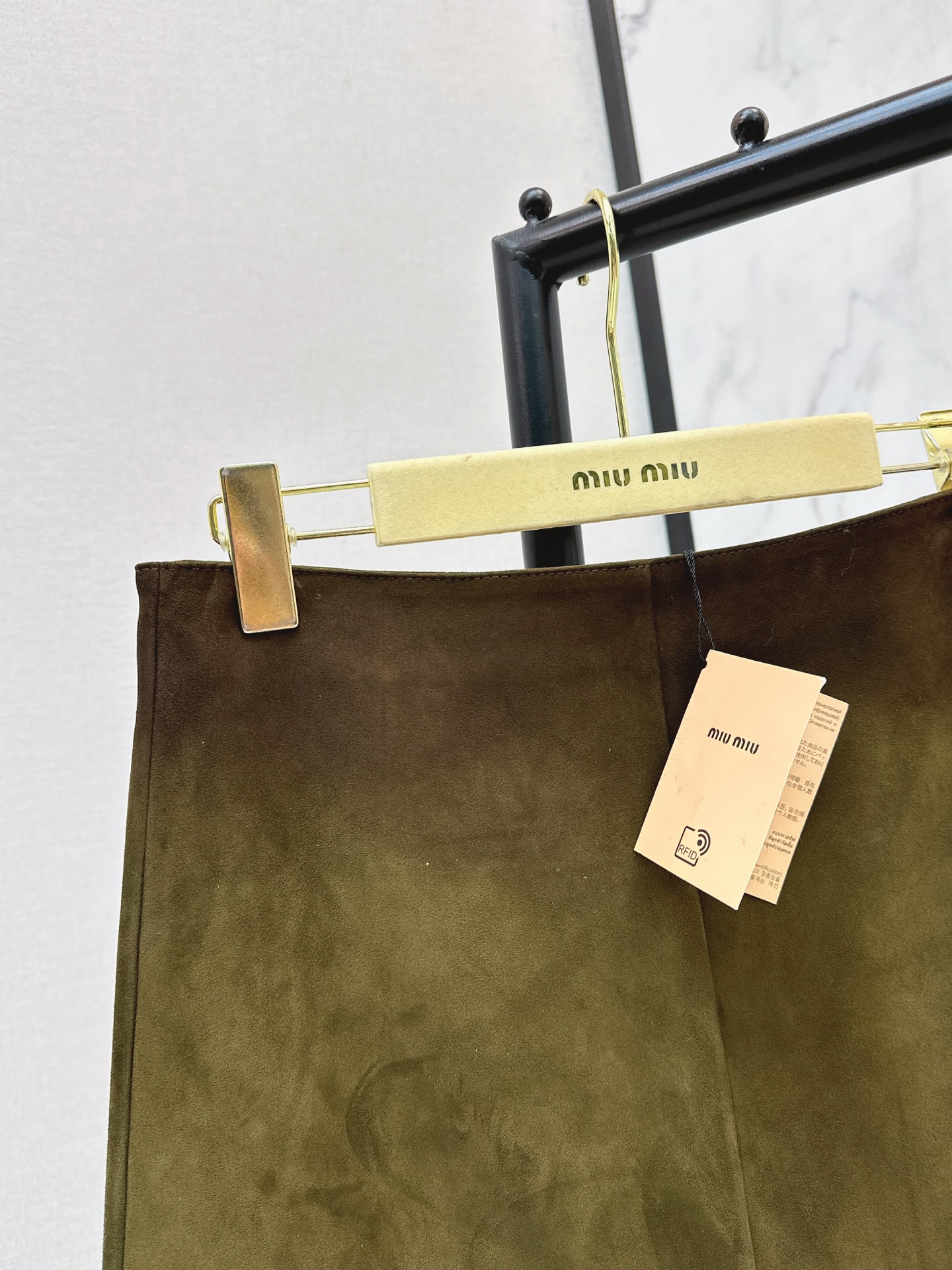 Miu 26ss suede leather skirt