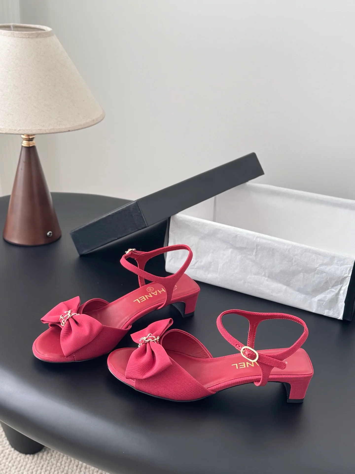 Chan 26ss bow sandel