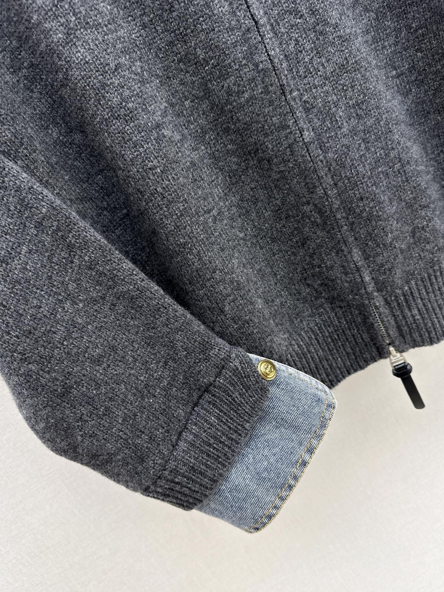 Loui 25fw polo cardigan