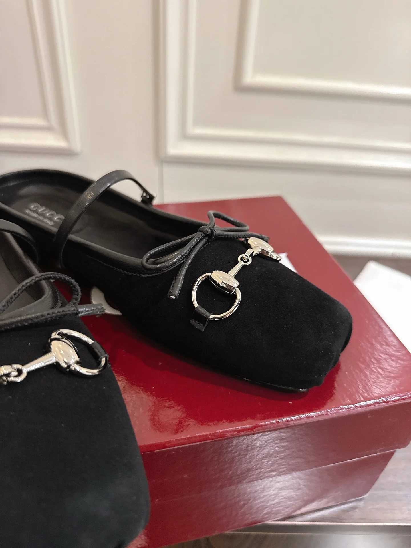 Guc 25fw mules