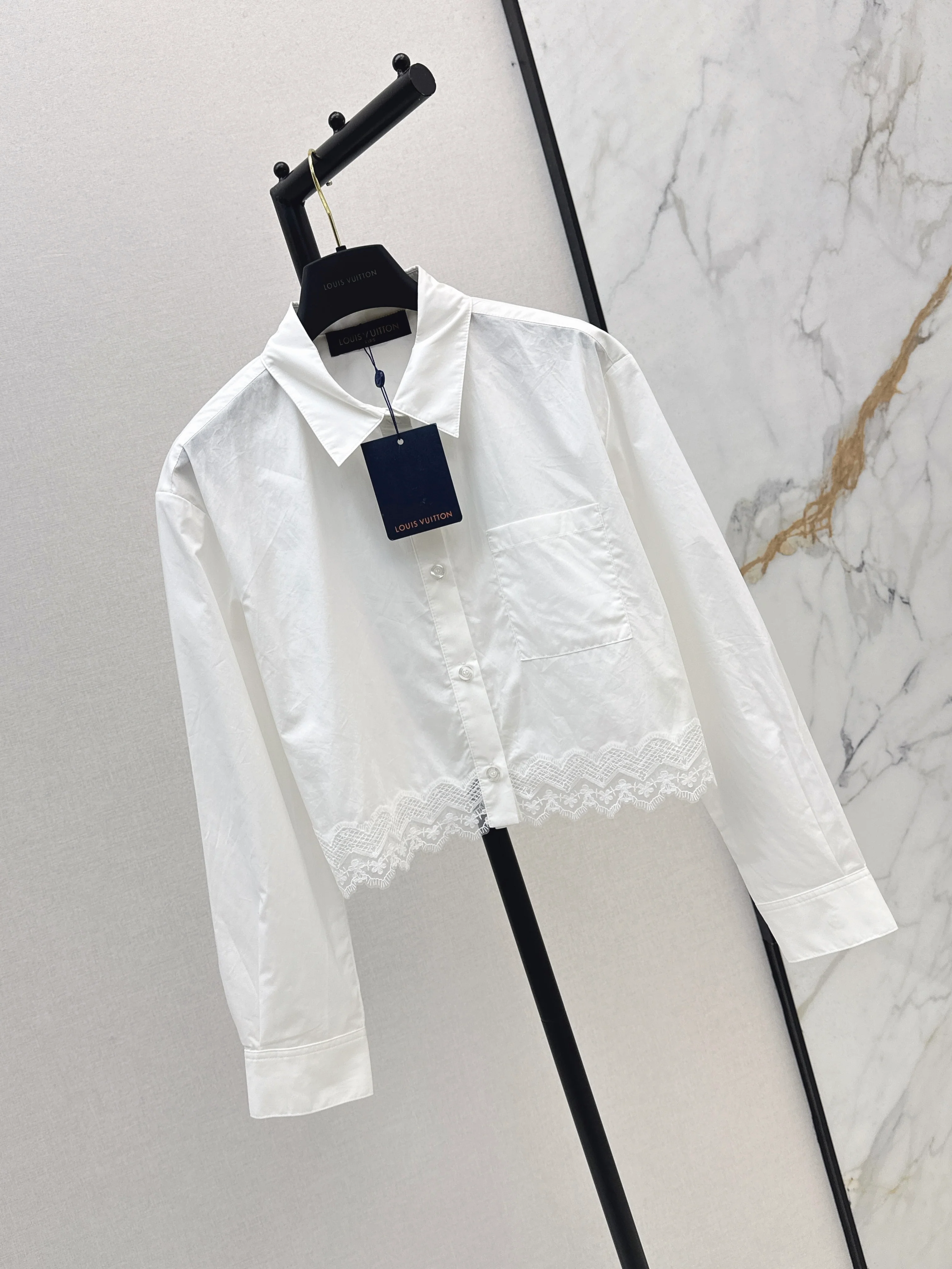 Louis 26ss lace trim shirts