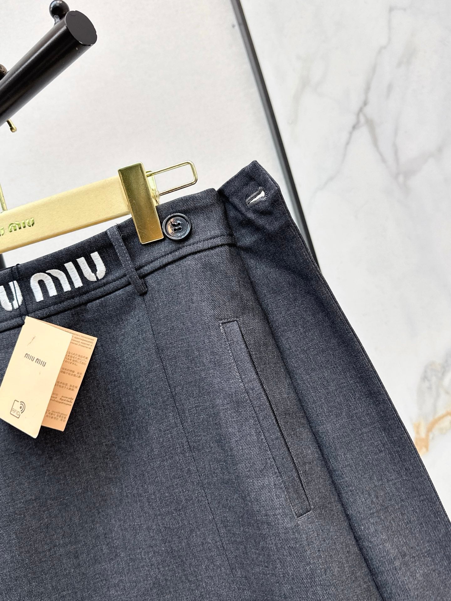 Miu 26ss pleated skirt