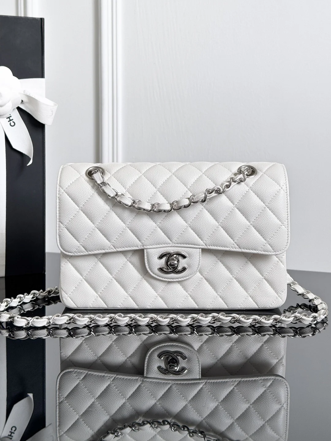 Chan cf23 chain shoulder bag