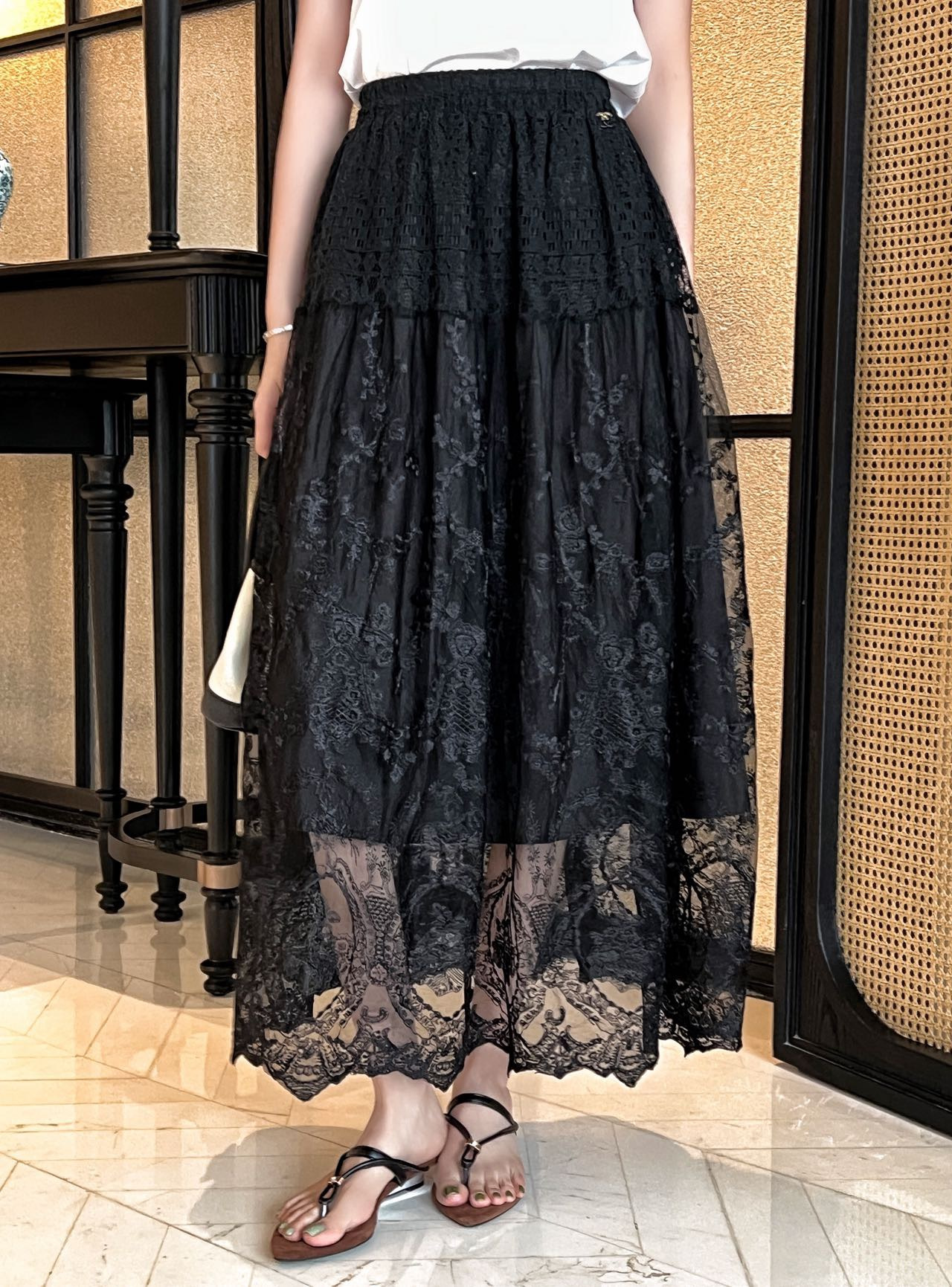 Chan 26ss lace skirt